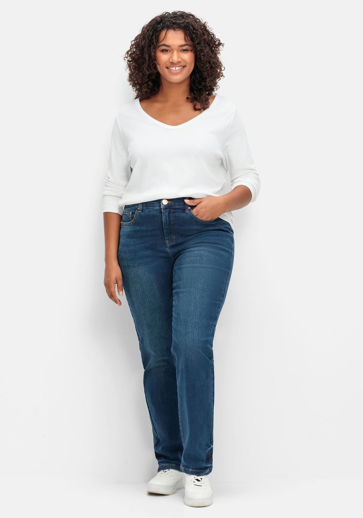 Sheego Gerade Jeans »Gerade Stretch-Jeans mit Bodyforming-Effekt«