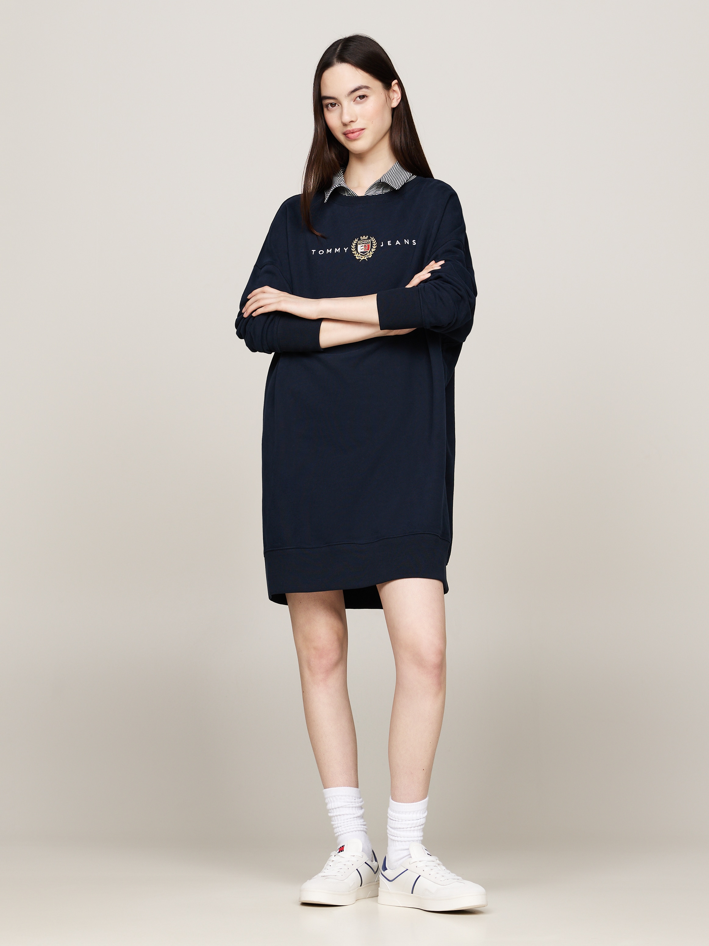 Jerseykleid »TJW CREST LINEAR CREW DRESS EXT«, mit Linear Logoschriftzug