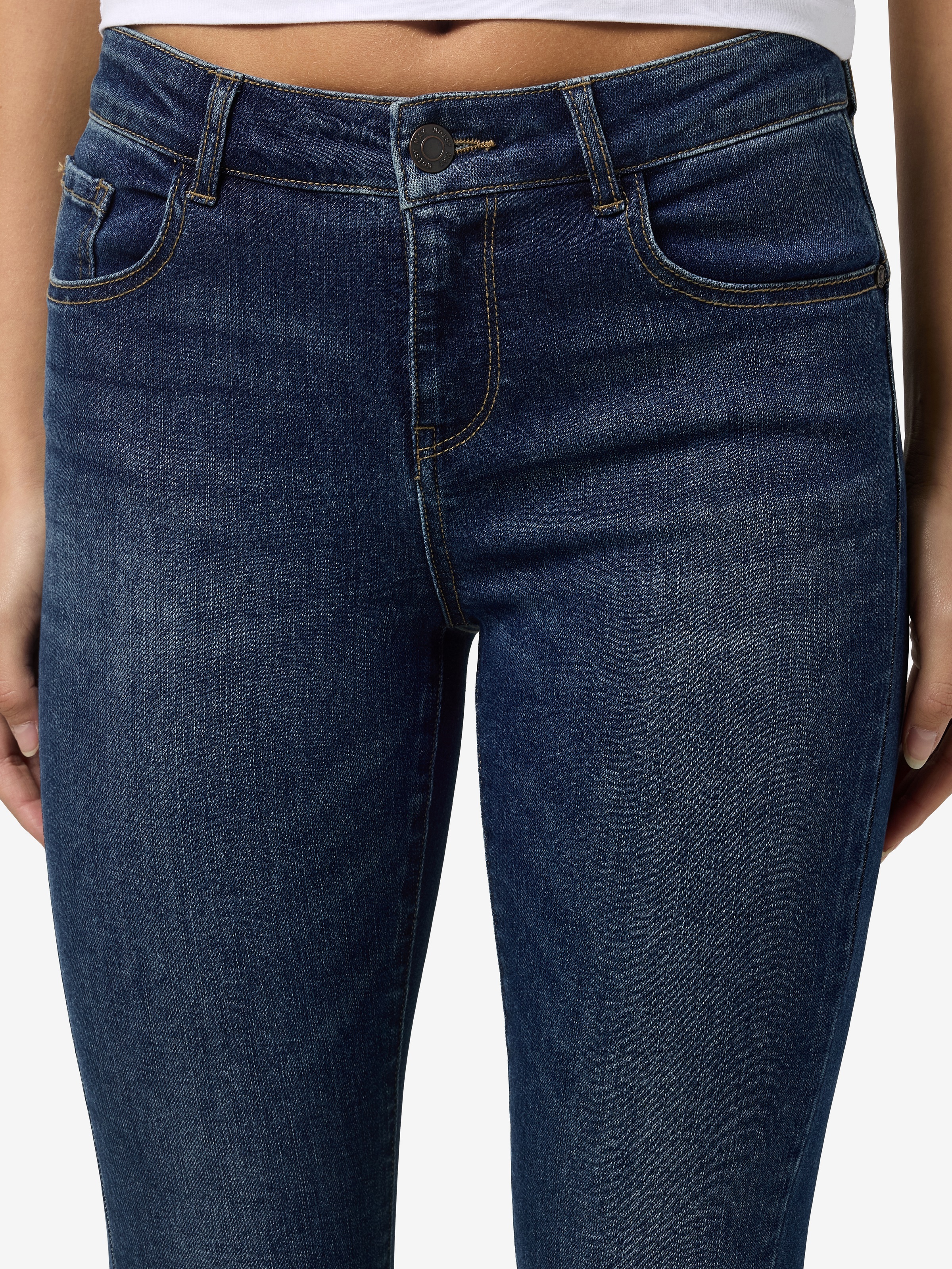 Noisy may Skinny-fit-Jeans »NMJEN NW SKINNY SHAPER JEAN JT175DB NOOS«