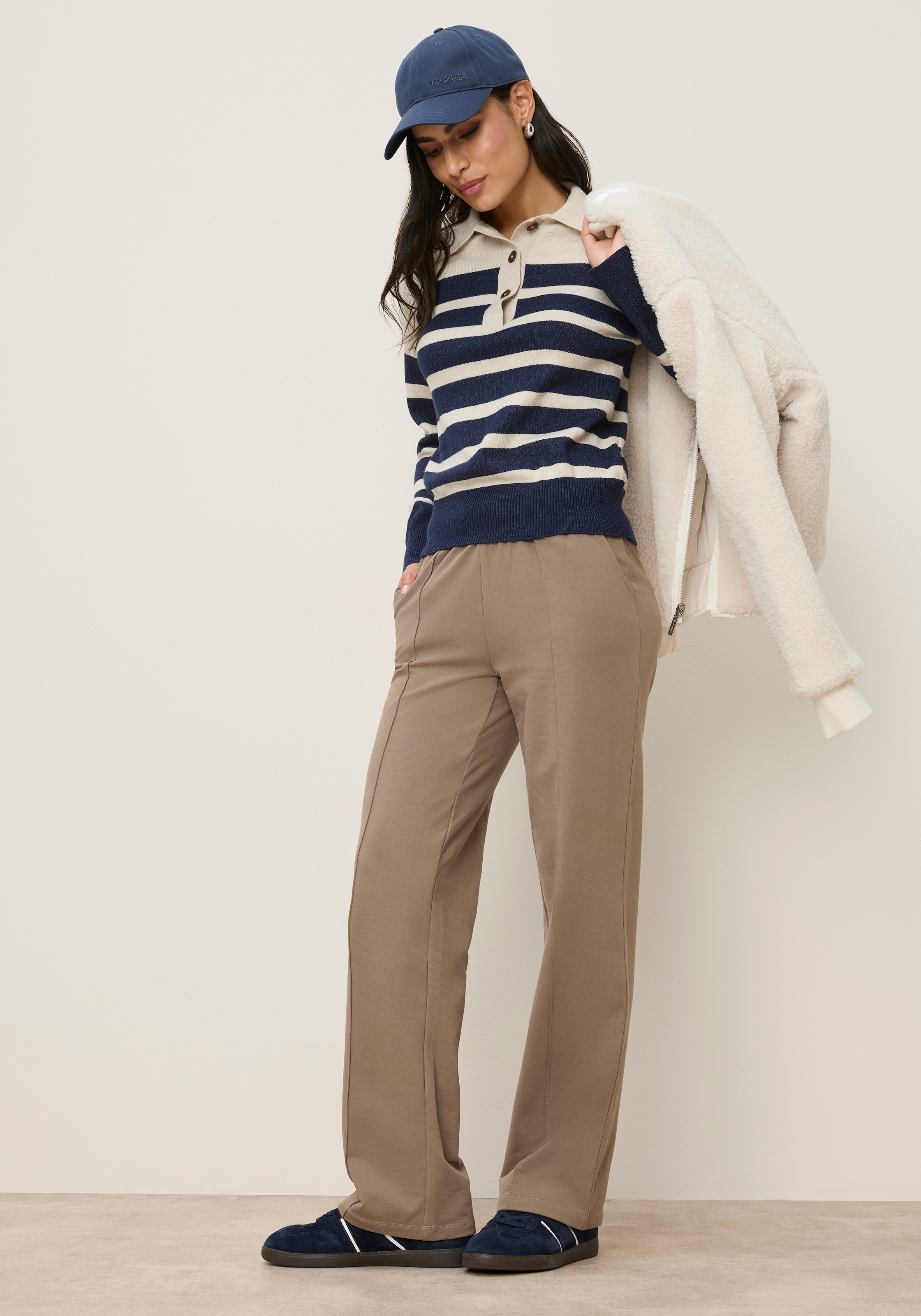 Tamaris Polokragenpullover »mit Polokragen, in elastischer Strickqualität« mit Streifen-Design