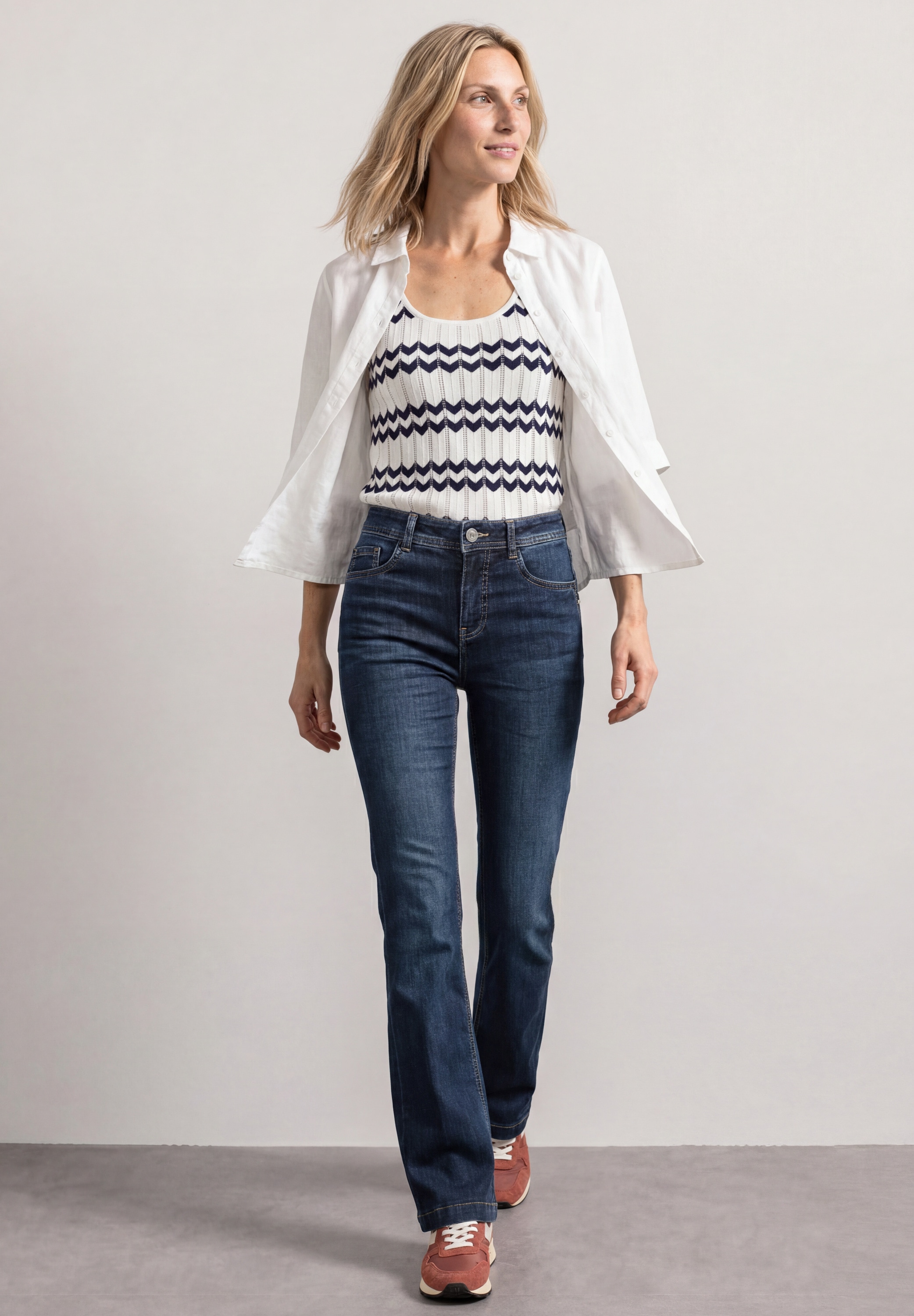 STREET ONE Bootcut-Jeans »Style Blaire« im Slim Fit / Stretch
