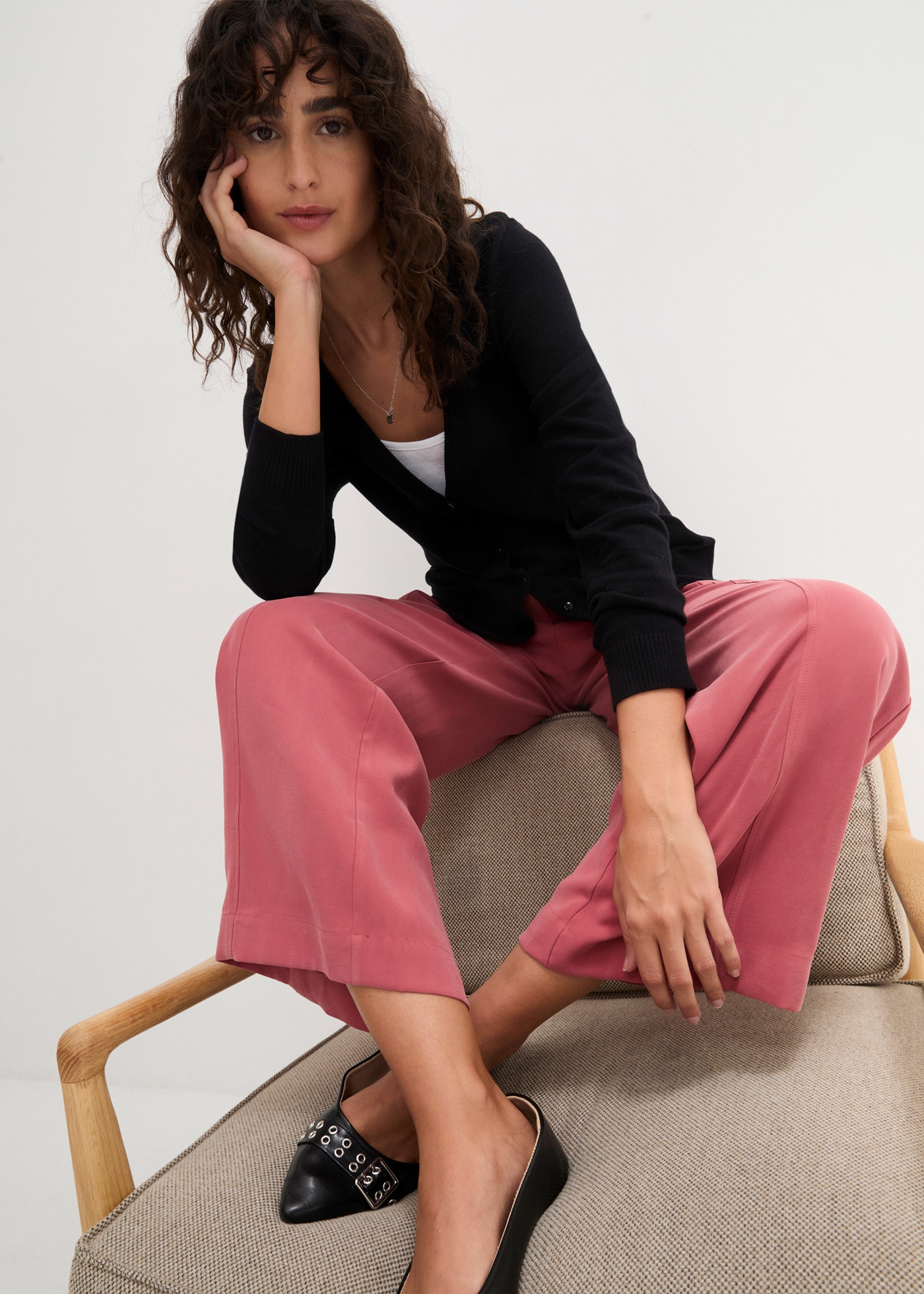 bonprix Strickjacke in Basic-Form, mit hohem Baumwollanteil