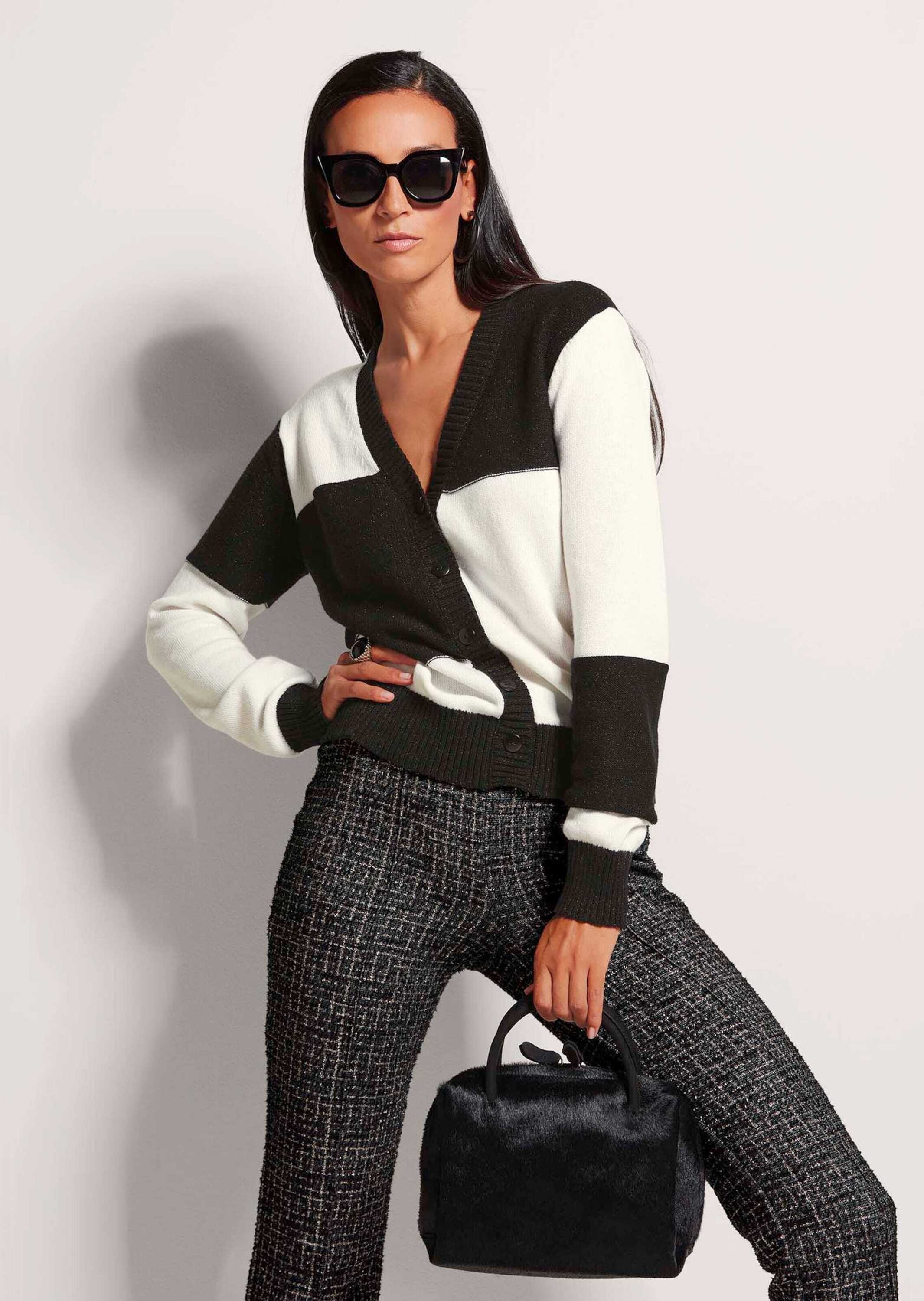 MADELEINE Strickjacke »Strickjacke Strickjacke im Patch-Look«