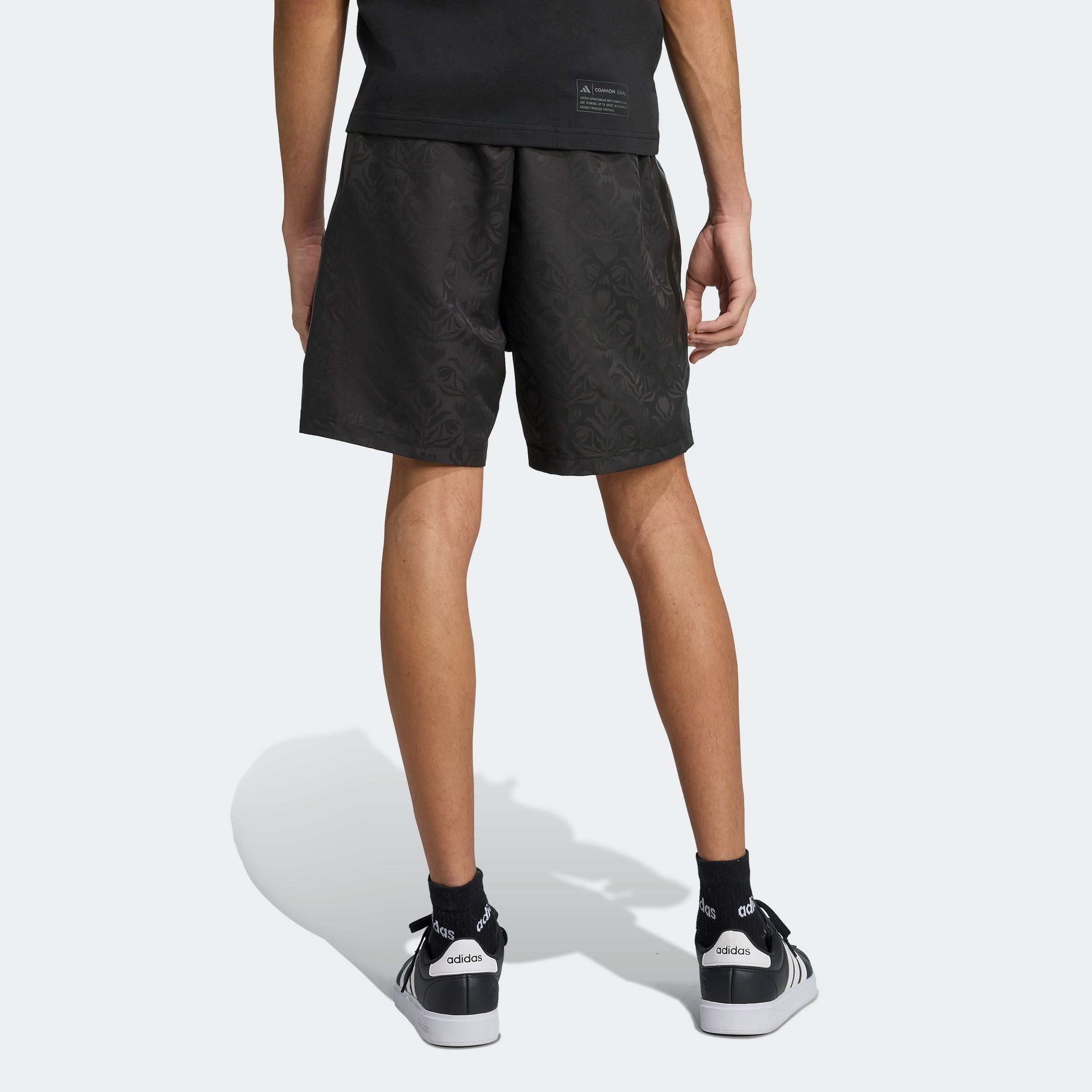adidas Sportswear Shorts »M TIRO WV SH Q3«, (1 tlg.)