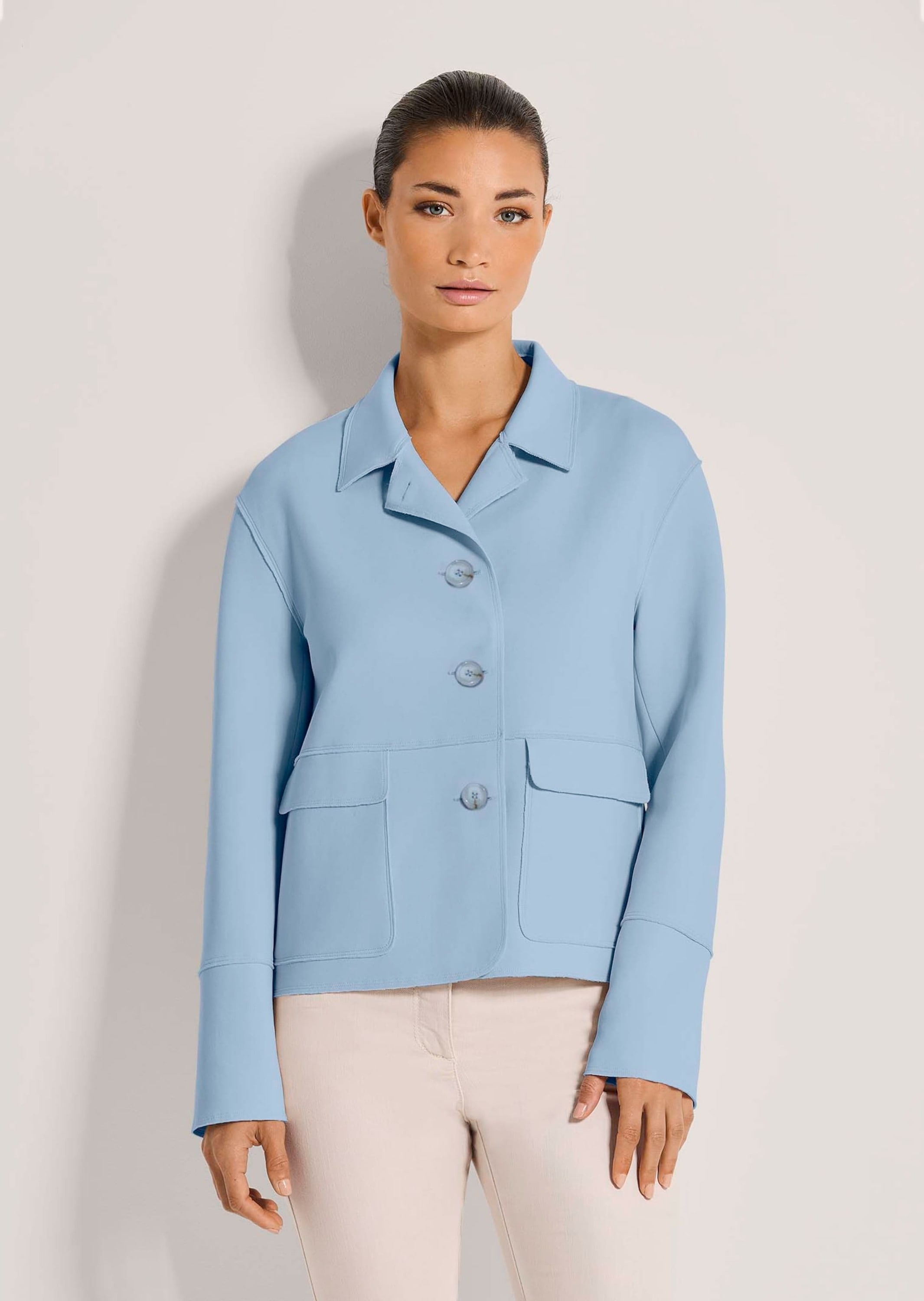 MADELEINE Jackenblazer »Kurzblazer Moderner Damenblazer mit Hemdkragen« Offene Schnittkanten