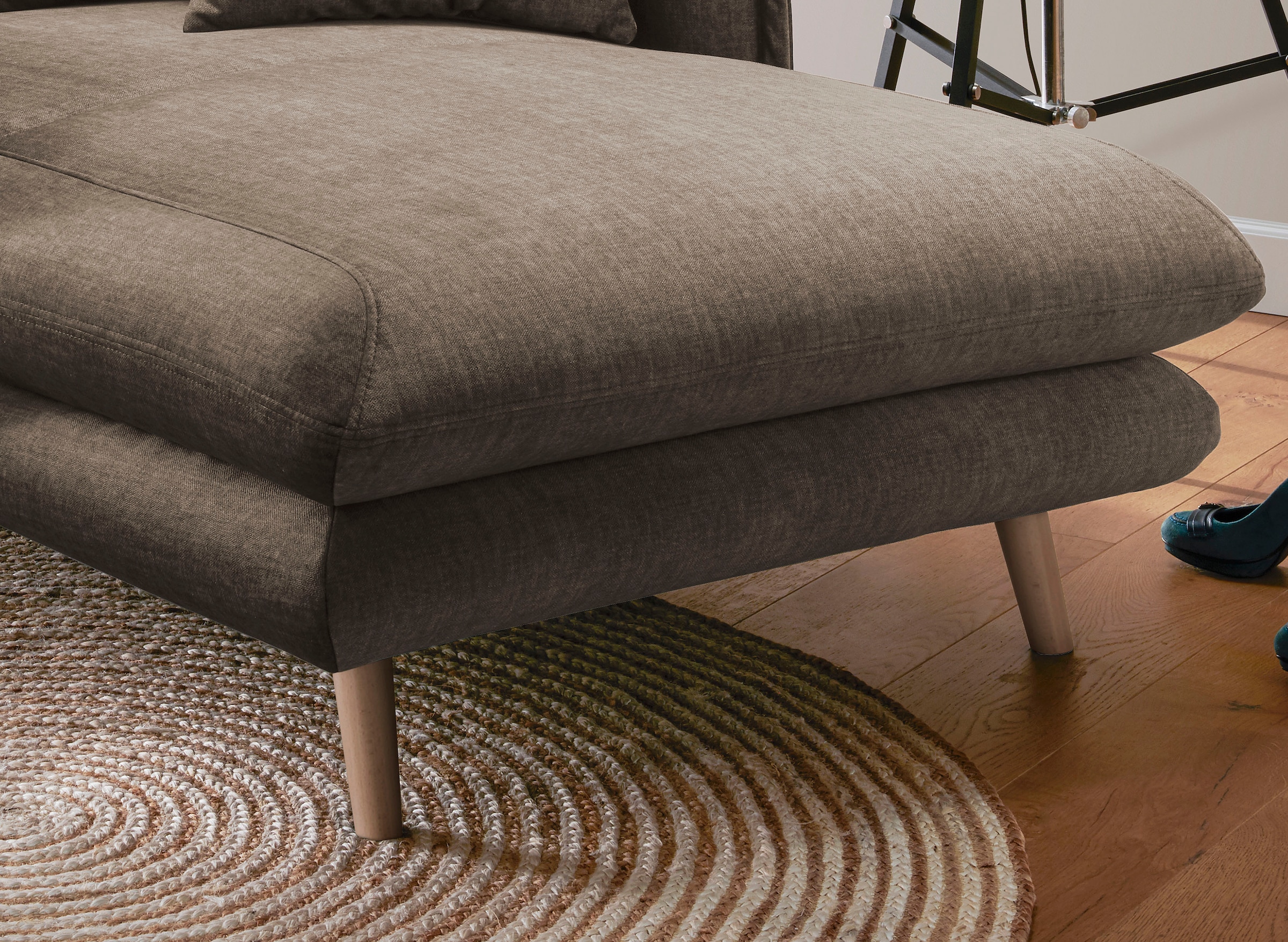 INOSIGN Loveseat »Lazio« moderner Sessel mit einer bequemen Polsterung, 2 Stk. Zierkissen