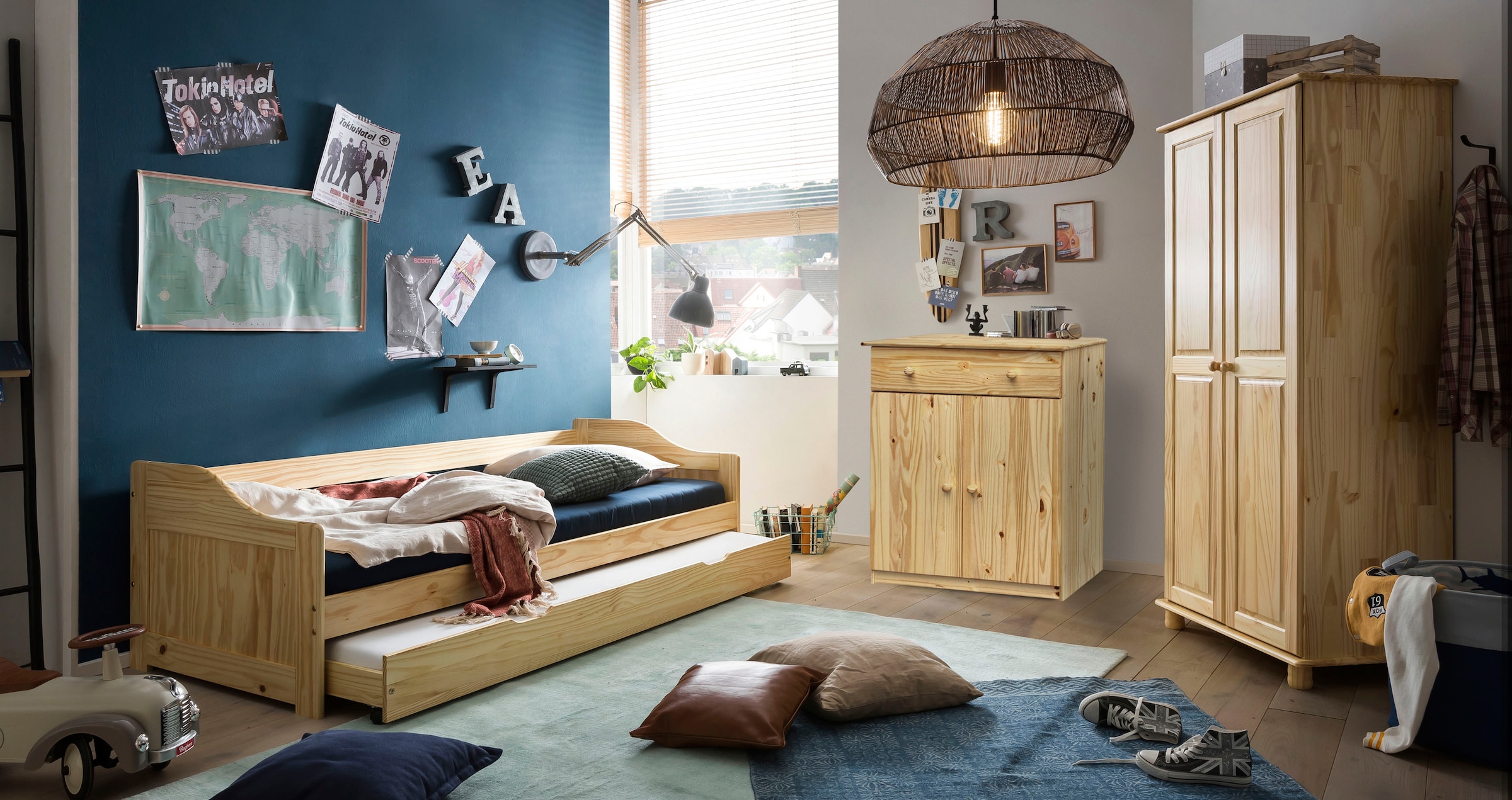 Home affaire Kommode, (1 St.), gefertigt aus massivem Kiefernholz
