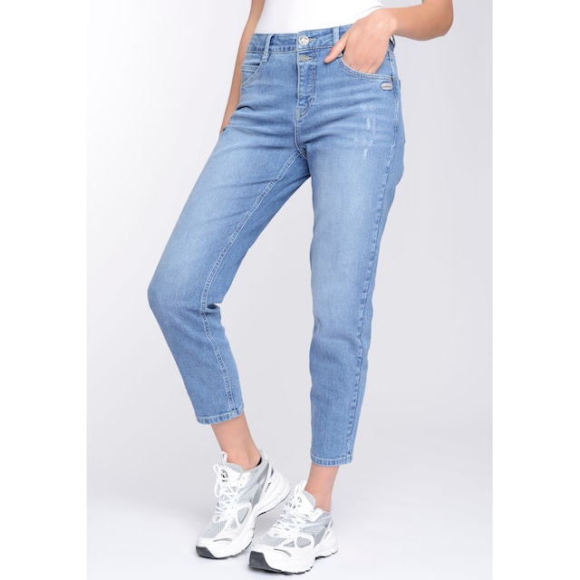 GANG Mom-Jeans »94ORA«, 2-Knopf-Verschluss mit verkürzter Beinlänge  bestellen bei OTTO