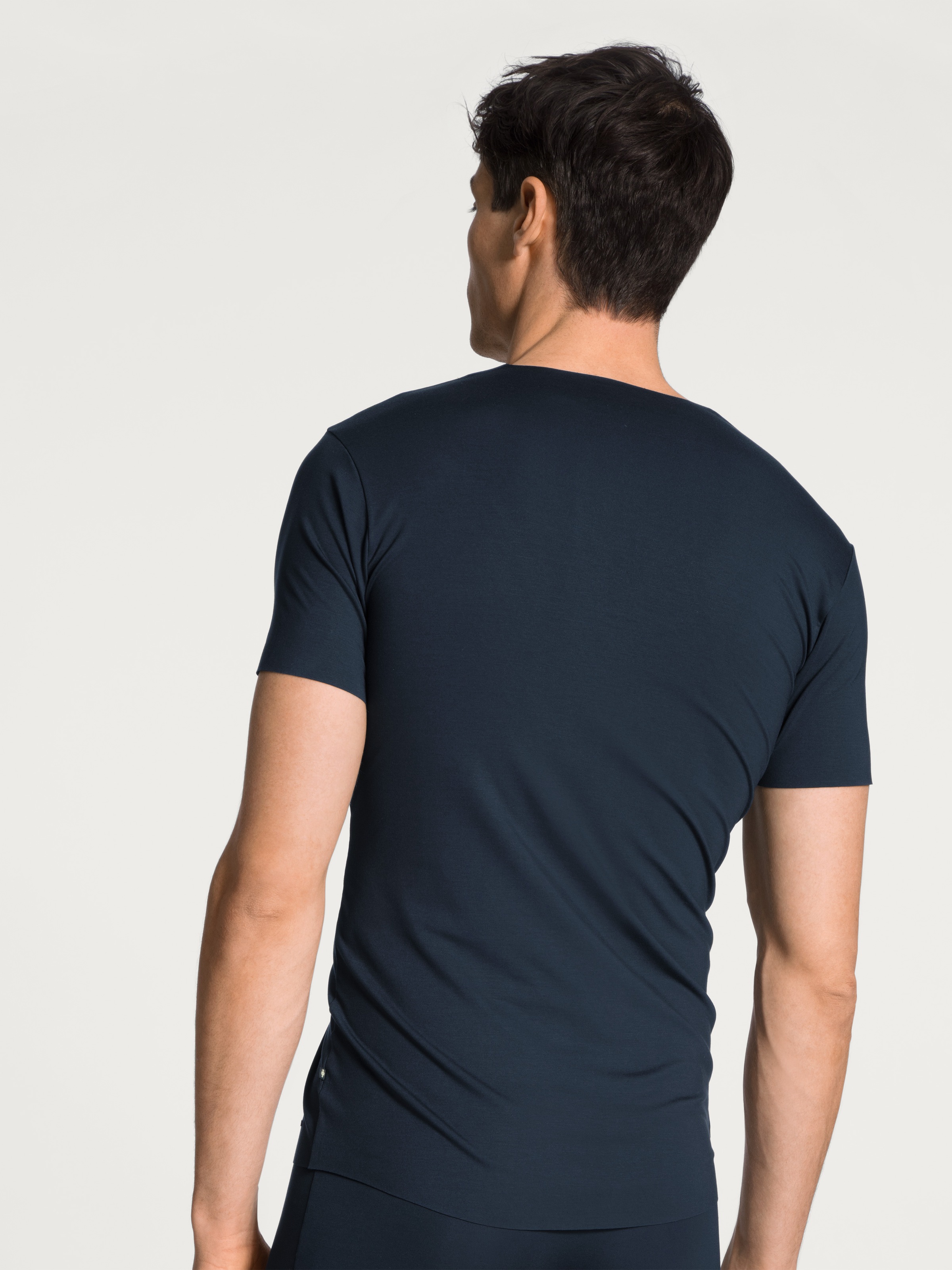 CALIDA Shirttop »Clean Line«, mit extra flacher Saum- und Kragenverarbeitung