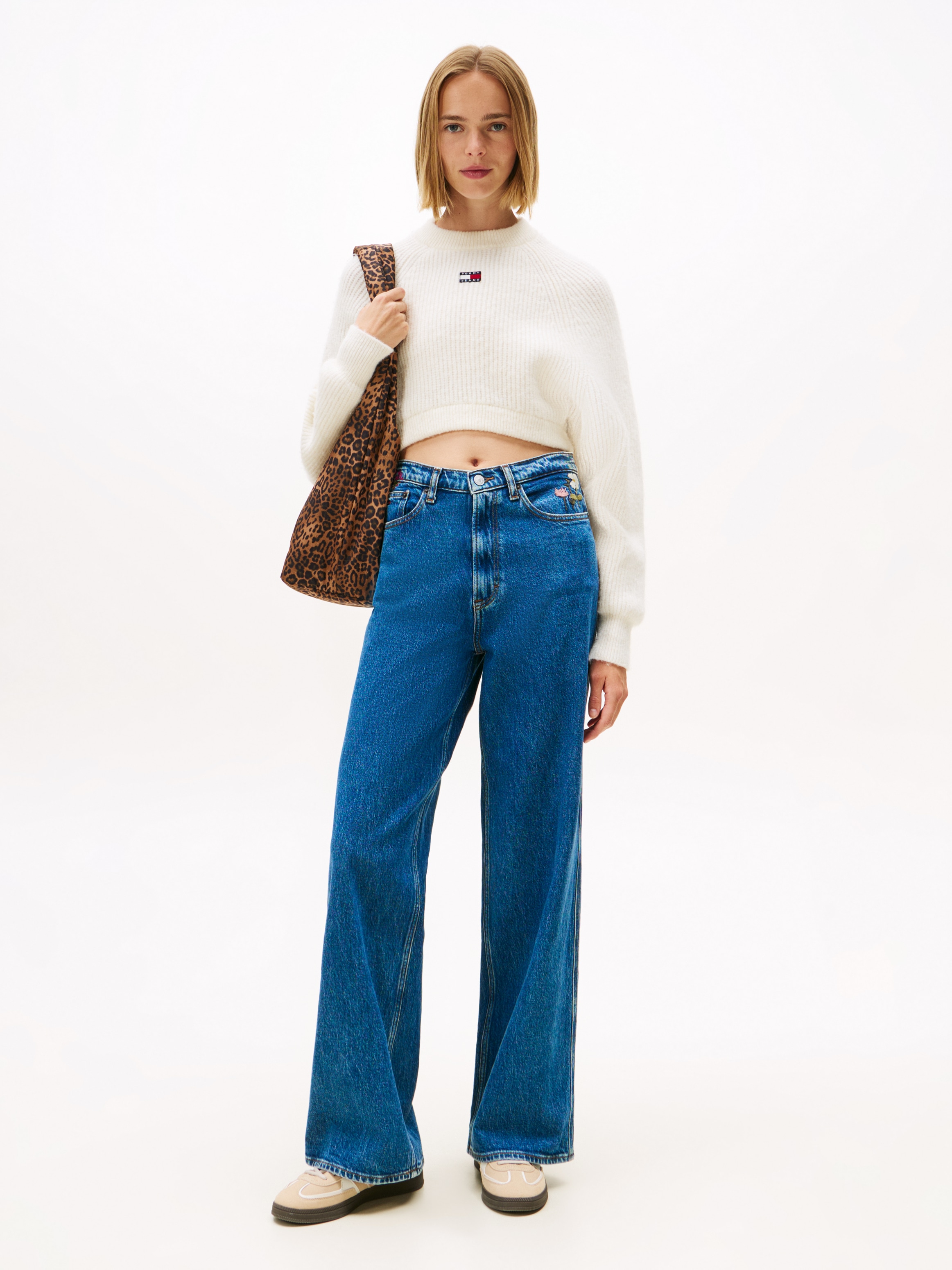 Tommy Jeans Loose-fit-Jeans »CLAIRE HR WD EMBRO  BI4139«