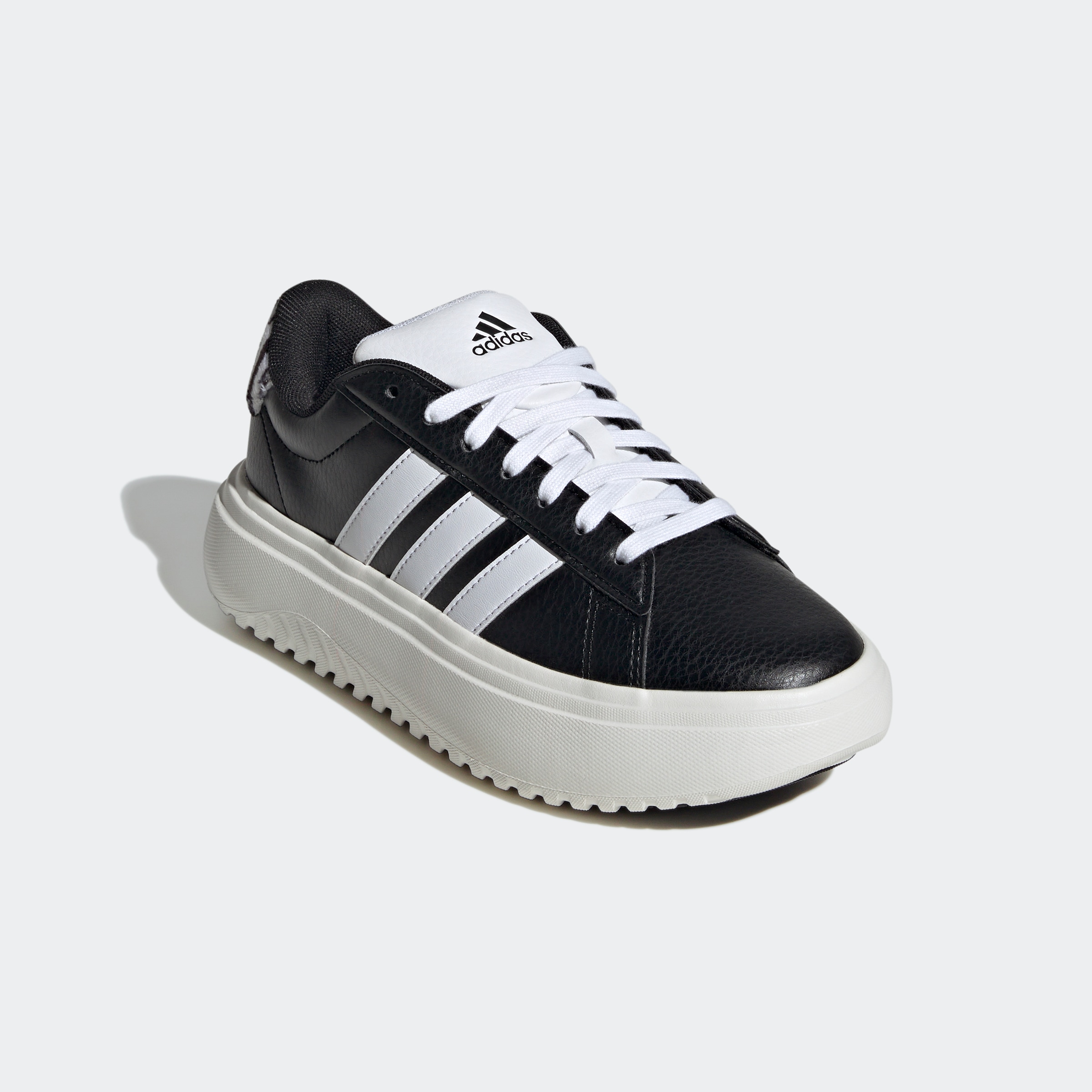 Sneaker »GRAND COURT PLATFORM«, Design auf den Spuren des adidas Superstar