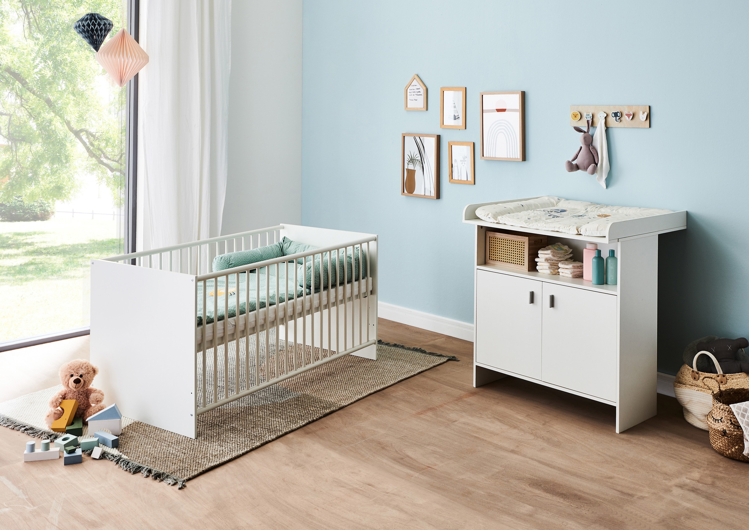 arthur berndt Babymöbel-Set »Joschi«, (Spar-Set, 2 St.), mit Kinderbett und Wickelkommode; Made in Germany