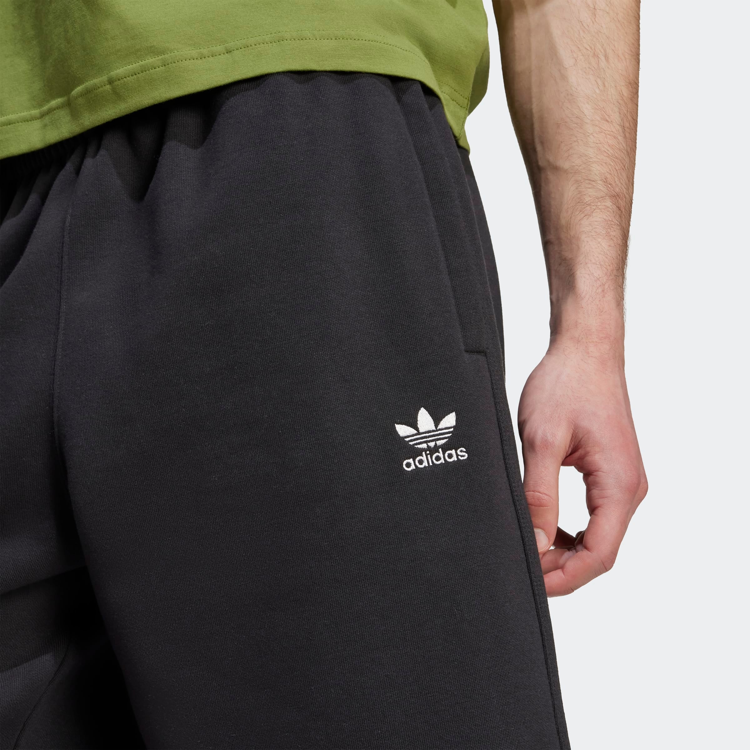 adidas Originals Shorts »ESS SHO 12INCH«  sportlicher Stil, für Erwachsene, aus Baumwolle und Polyester