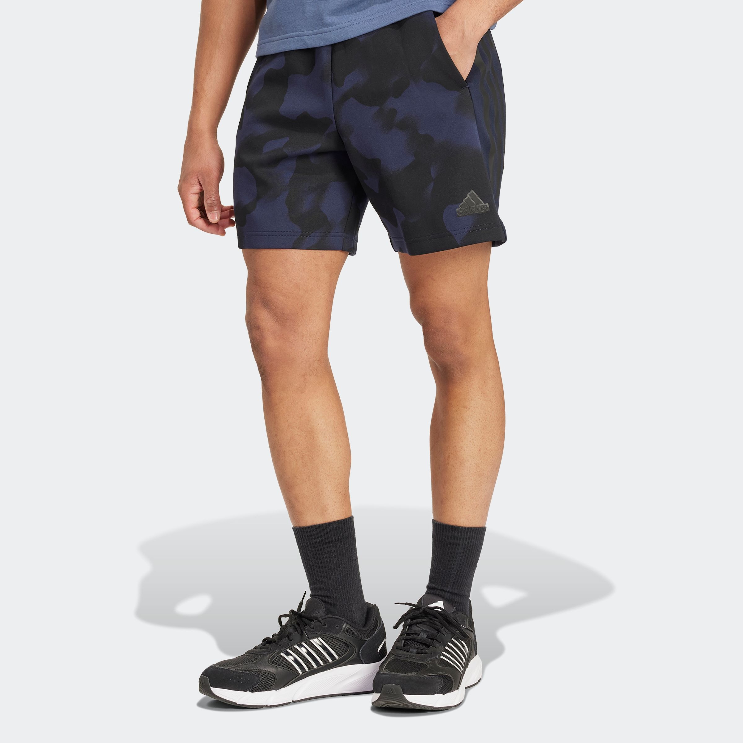 adidas Sportswear Shorts »M FI 3S SHO AOP«, (1 tlg.)
