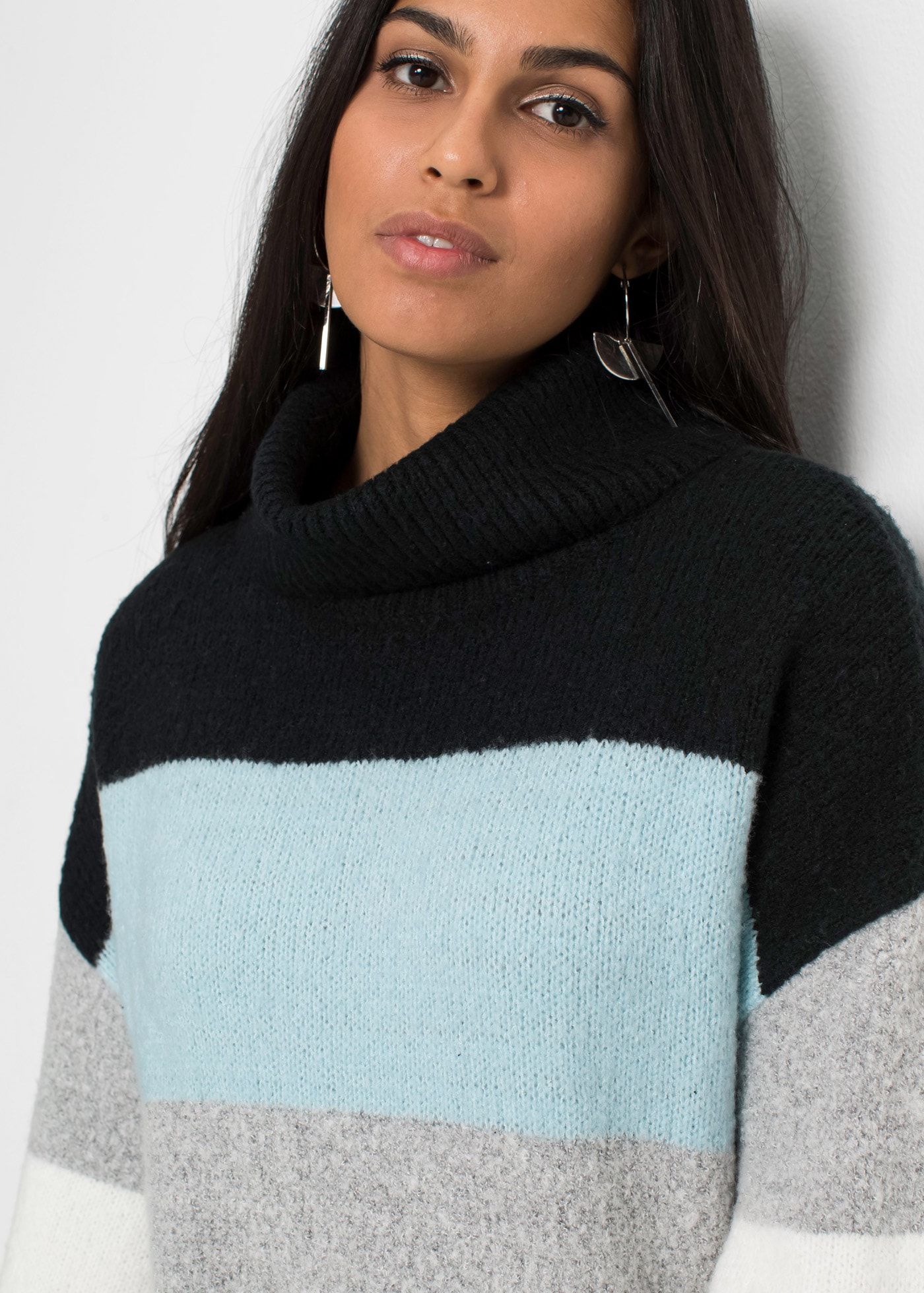 bonprix Longpullover »Long-Pullover« aus Polyacryl, Polyester und Elasthan, mit Rollkragen