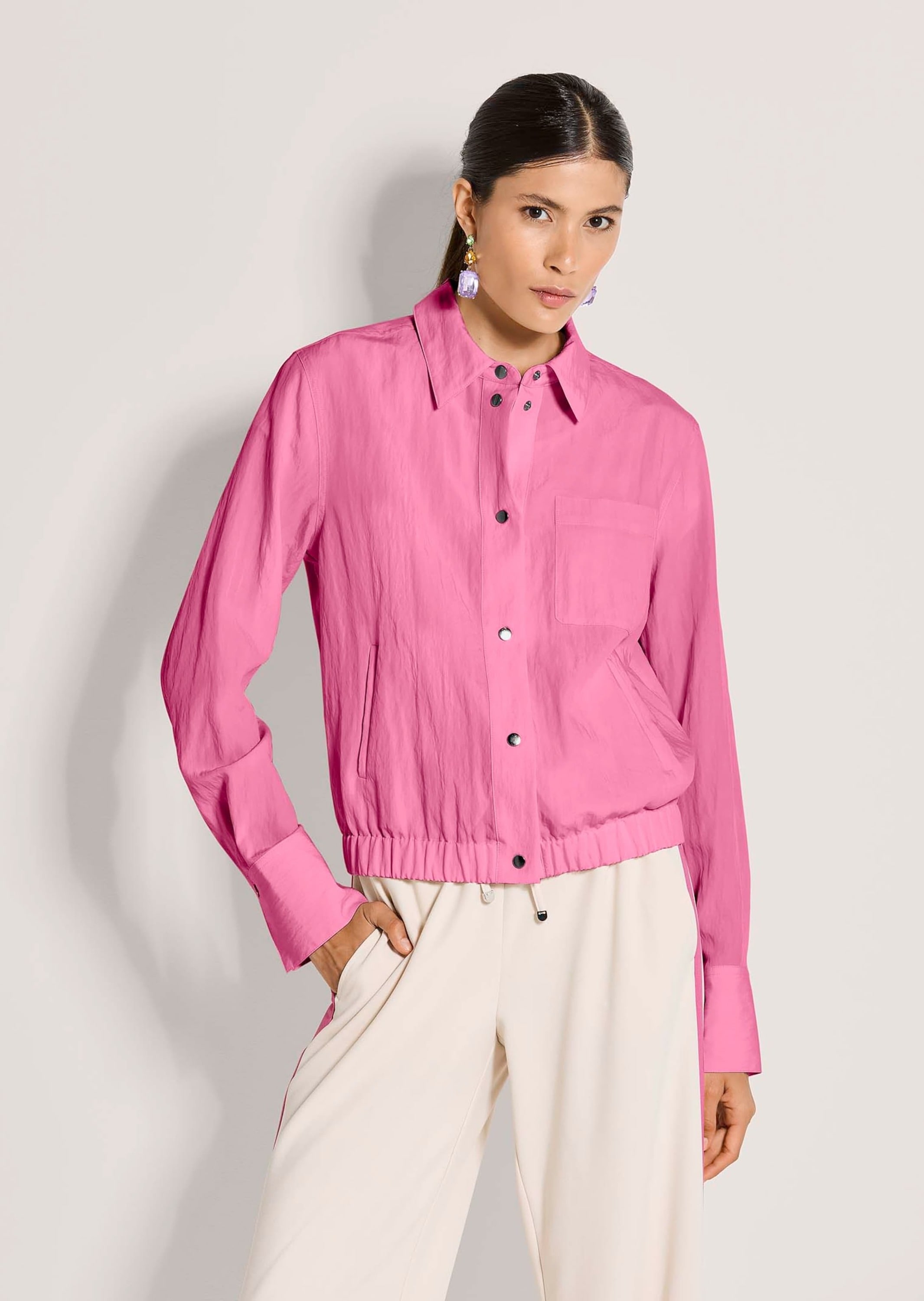 MADELEINE Langarmbluse »Hemdbluse Blusenshirt mit Brusttasche« Breite Manschetten