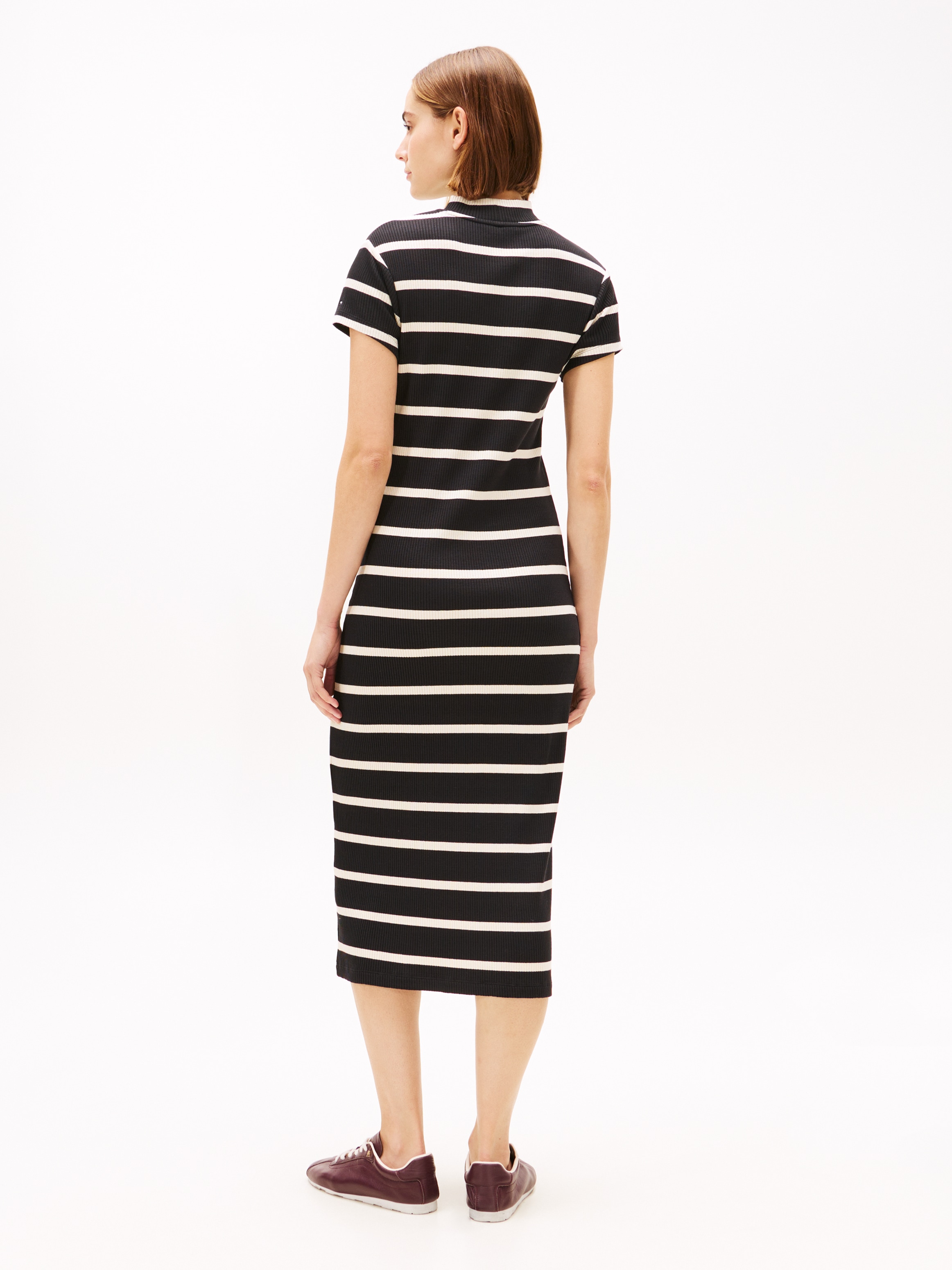 Tommy Hilfiger Jerseykleid »SLIM  5X2 RIB MOCK-NK SS DRS« in gerippter Struktur