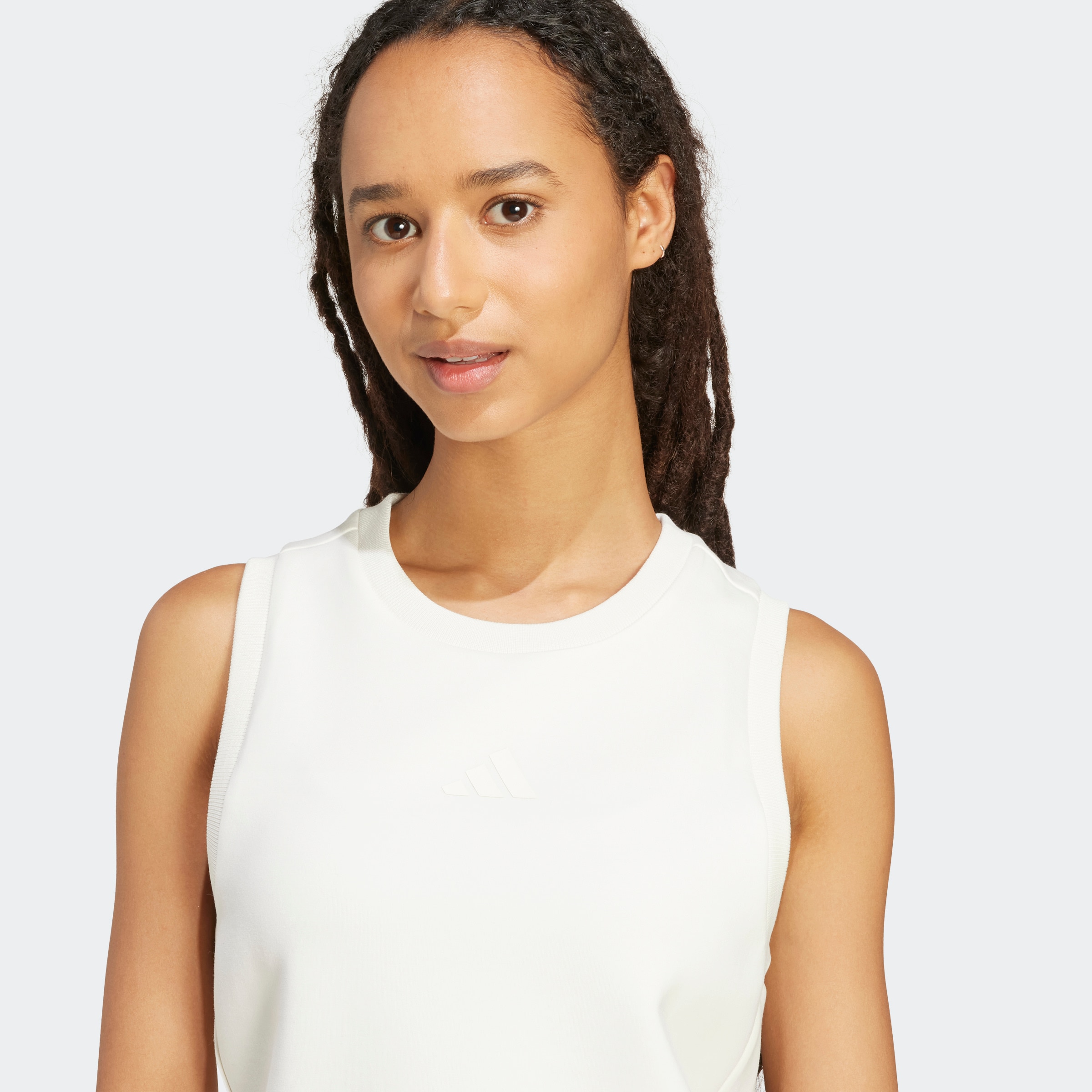 adidas Sportswear Tanktop »W ALL SZN SL TK« schmal geschnitten, aus dehnbarem Spacer-Material mit Modal