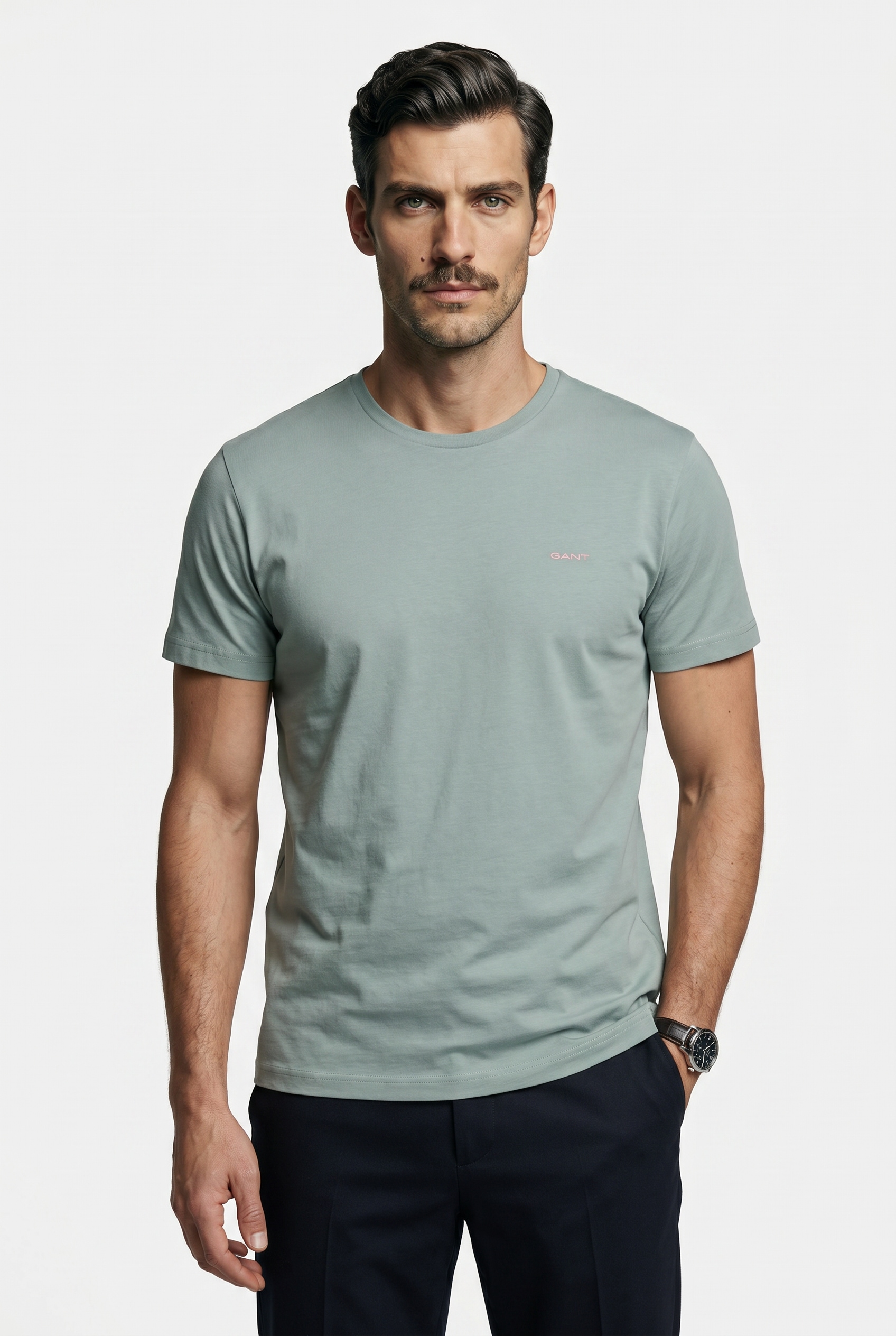 Gant T-Shirt »CONTRAST LOGO« Regular fit mit Rundhalsausschnitt