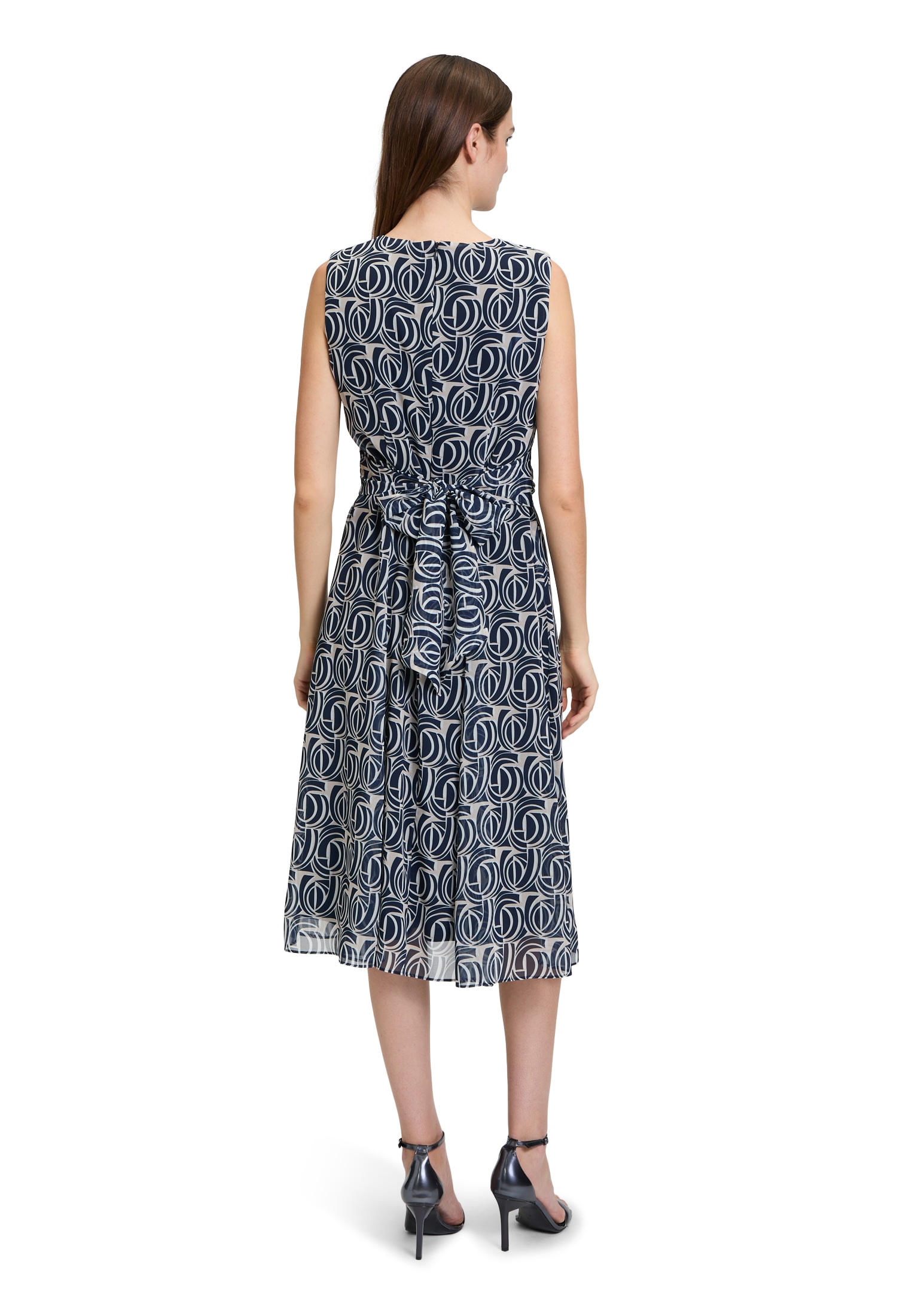 Betty&Co Chiffonkleid »Chiffonkleid ohne Arm«