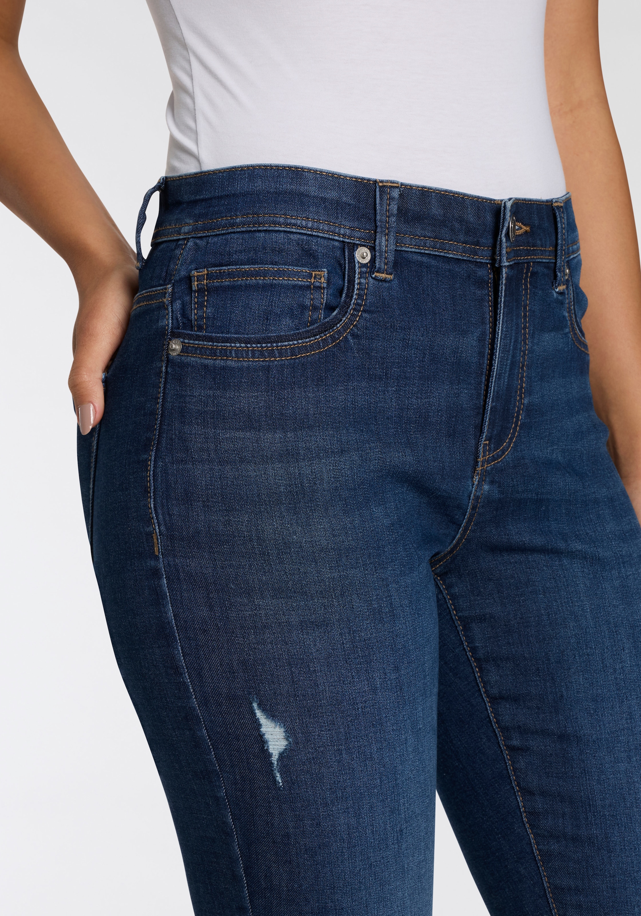 ONLY Skinny-fit-Jeans »ONLWOW – Skinny-Jeans mit Stretch für schlanke Silhouette« Denim, skinny fit, destroyed Effekte