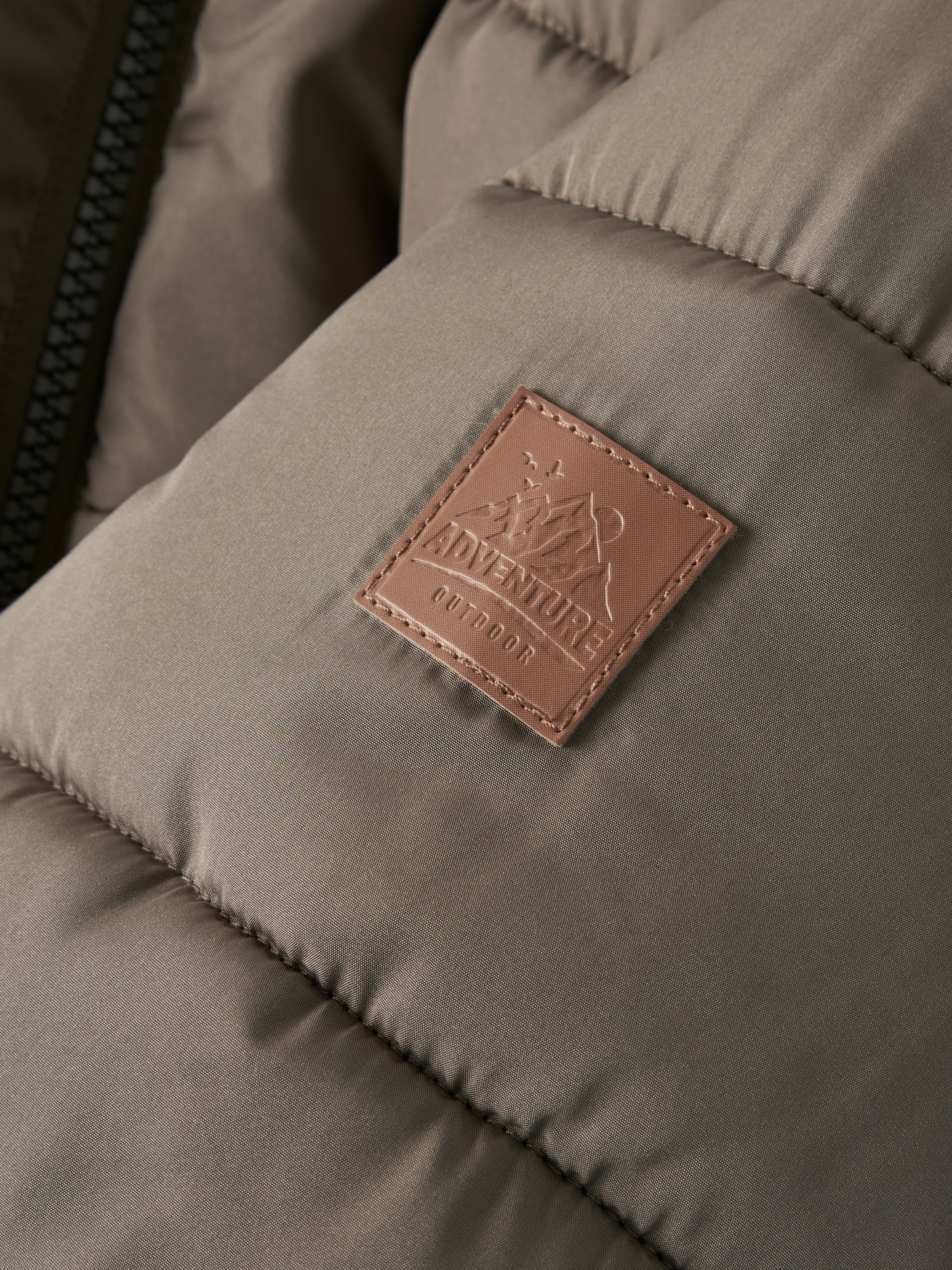 Name It Steppjacke »NMMMATHEW JACKET2« mit Kapuze Kunstfaser, regular fit