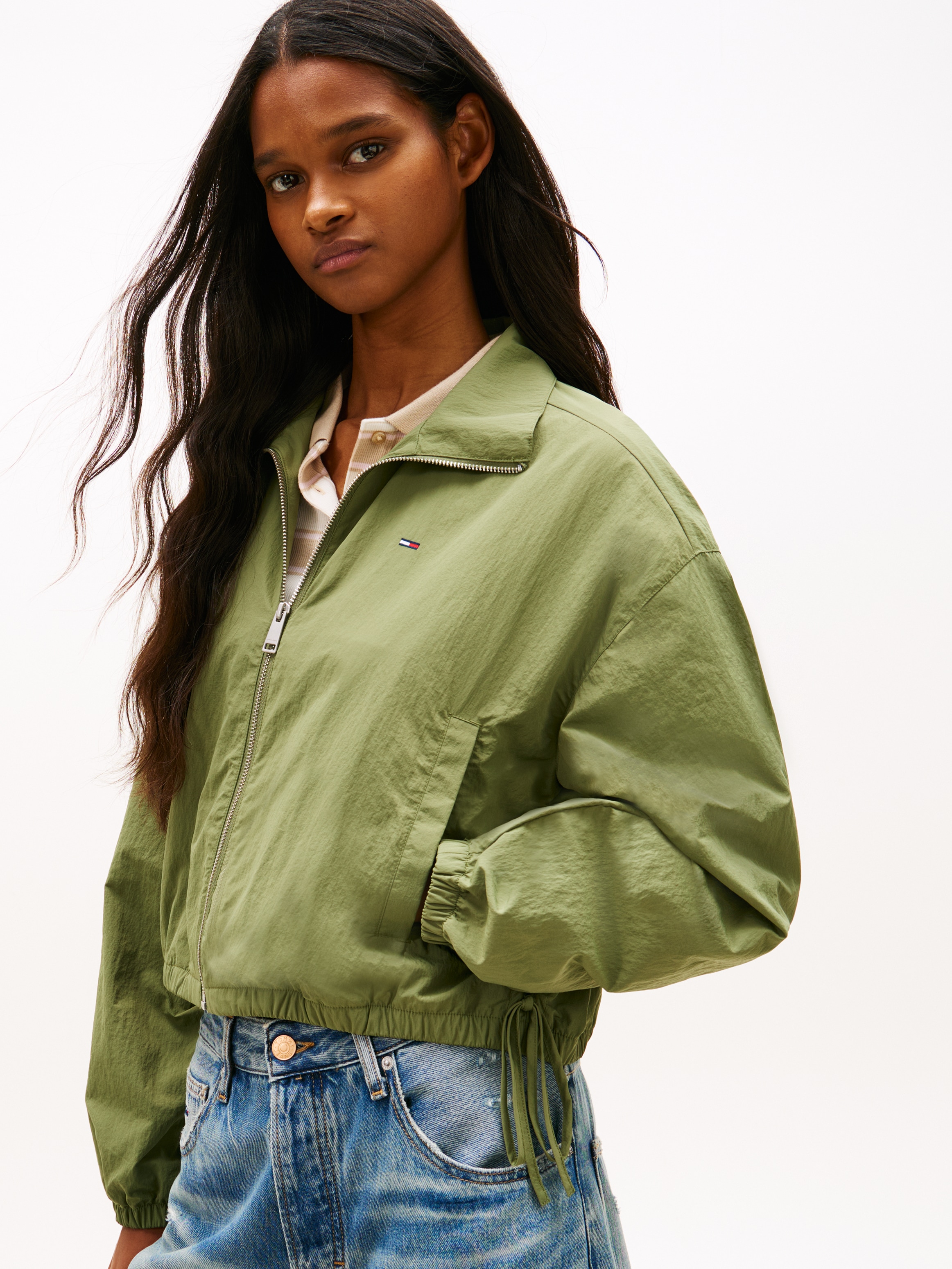 Tommy Jeans Kurzjacke »TJW TIE SIDE HIGH NECK JACKET« Taillenbund mit seitlichen Bindebändern