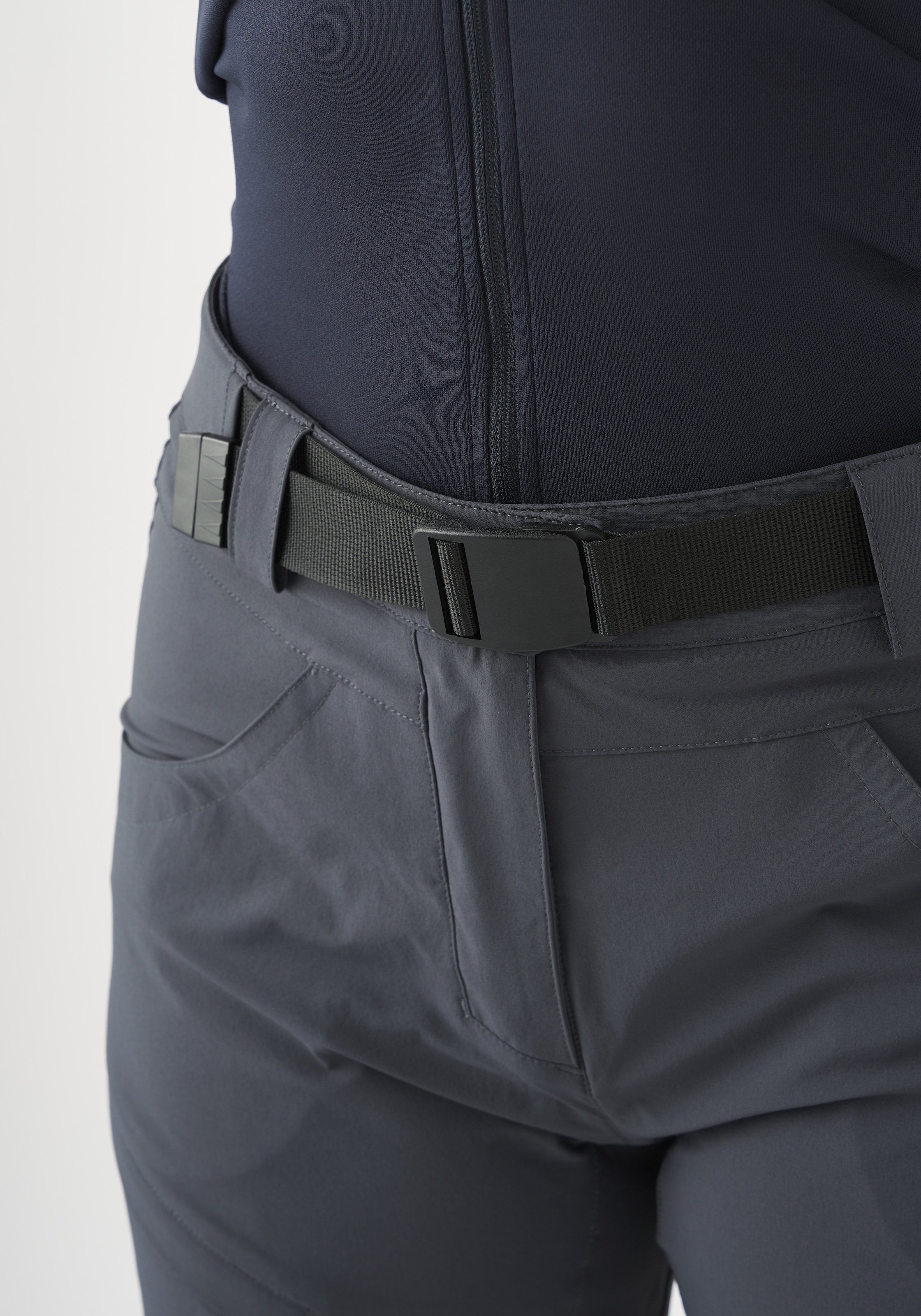 Gonso Fahrradhose »Mira Basic«  kurze Damen Radhose mit Sitzpolster, wasserabweisend, inkl. Gürtel