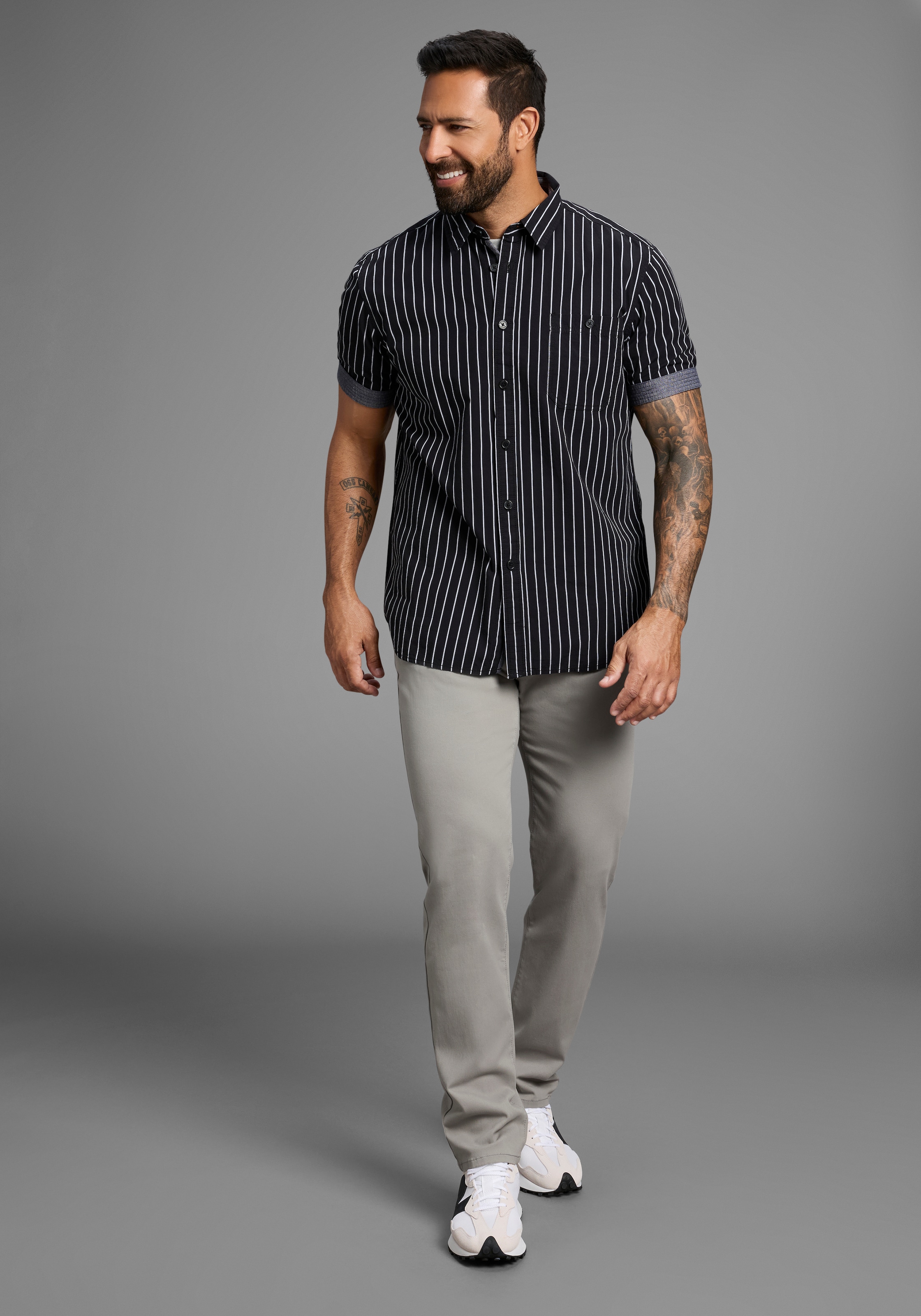 Man's World Kurzarmhemd , modern gestreift
