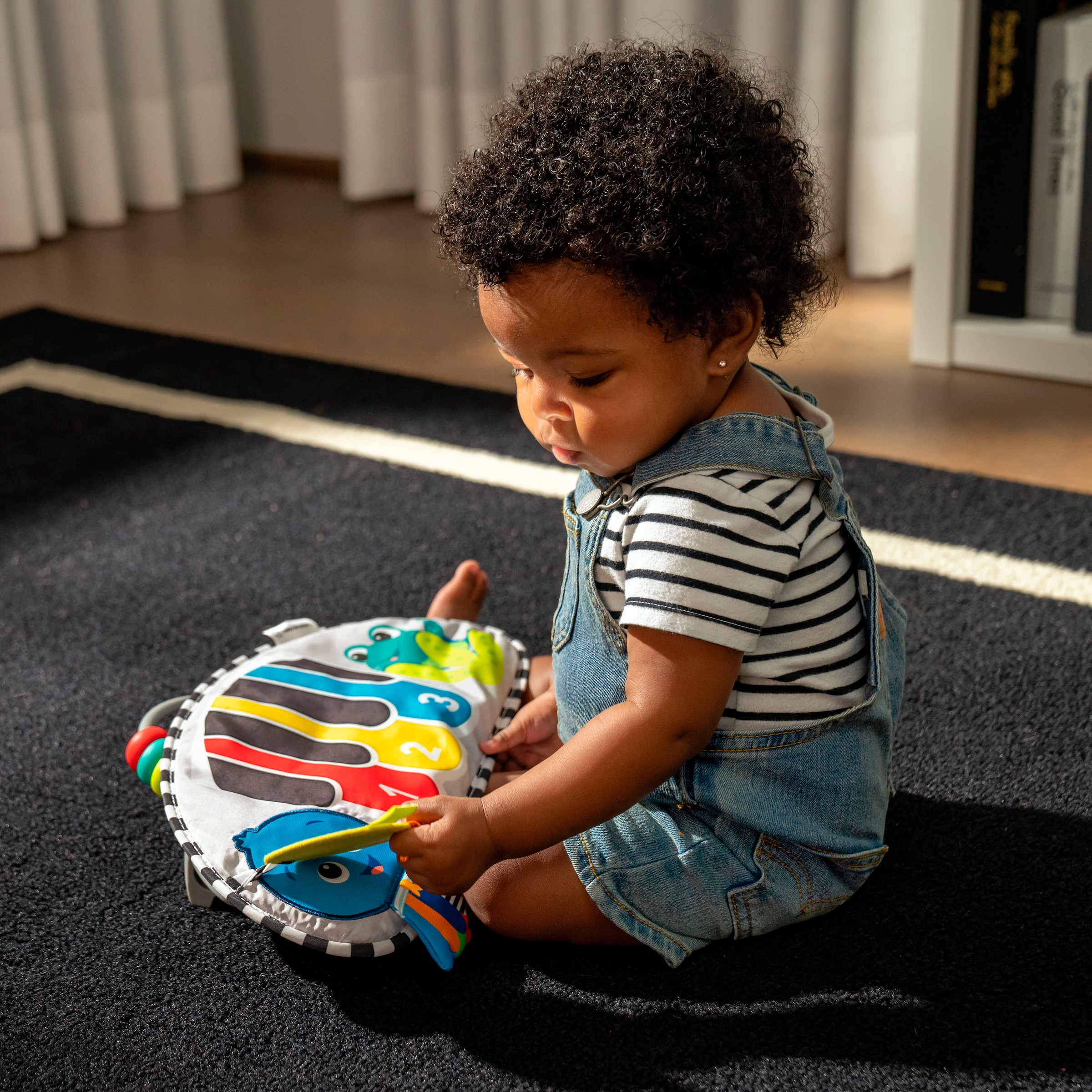 Baby Einstein Babywippe »Kick to It 4-in-1 Musical Swing & Rocker« bis 9 kg mit Sound-Effekt