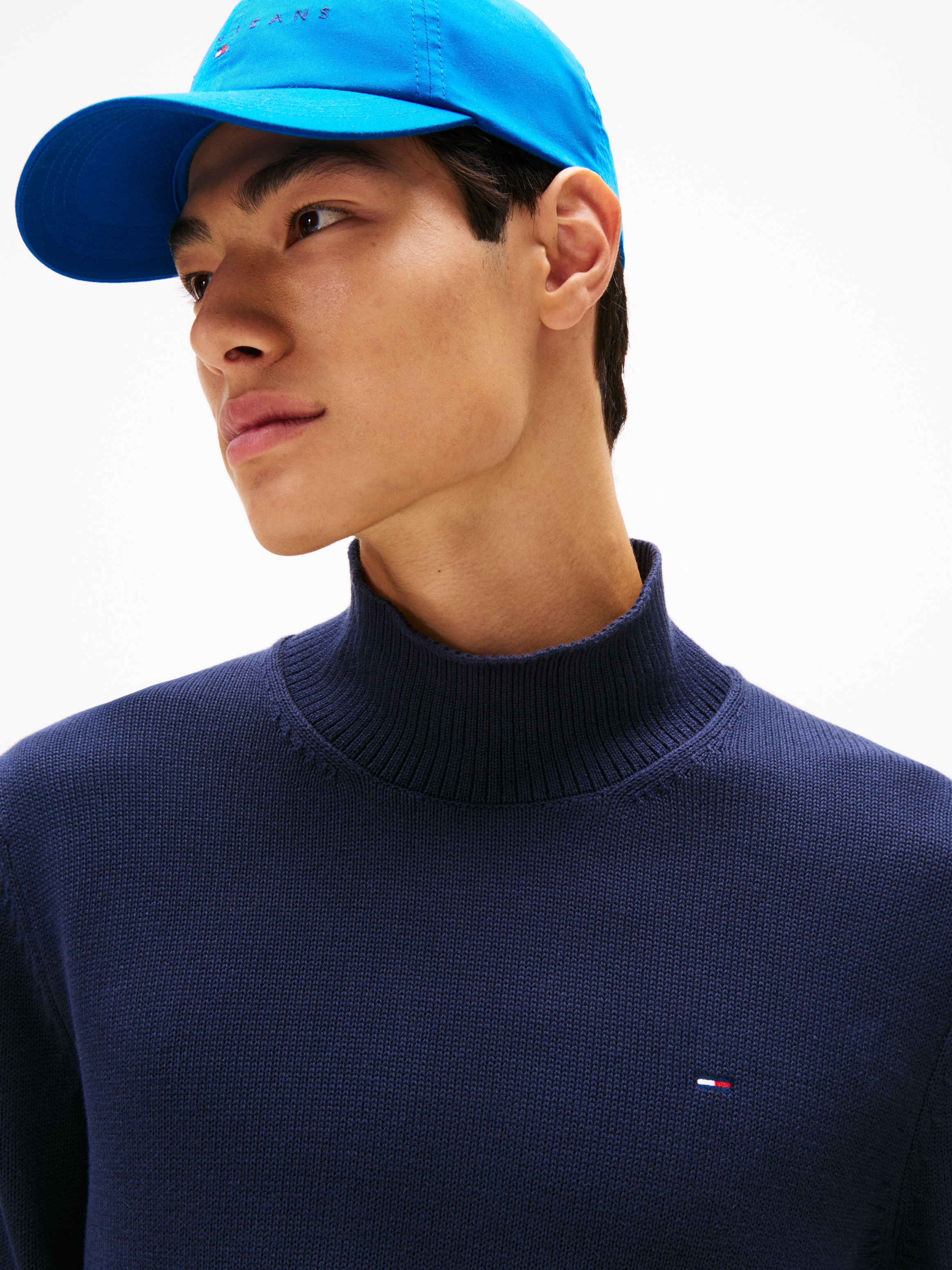Tommy Jeans Rollkragenpullover »TJM SLIM FIT ROLL NECK«, mit Mock Neck, Strickpullover 100% Baumwolle Pflegeleicht