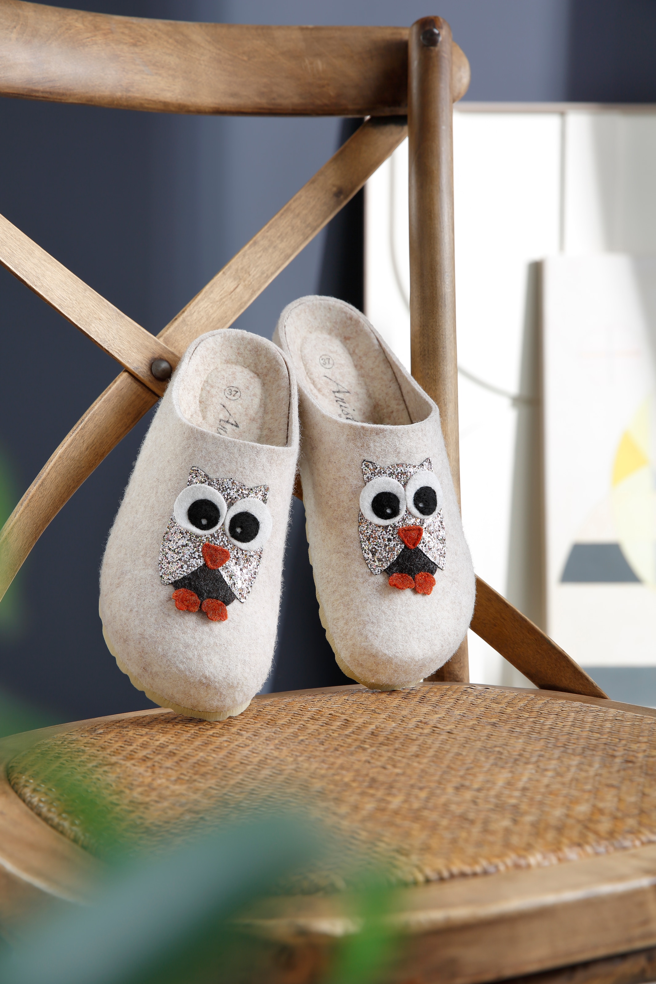 Aniston SHOES Clog,Hausschuh, mit ergonomisch gefomtem Fußbett-NEUE KOLLEKTION, Weite G