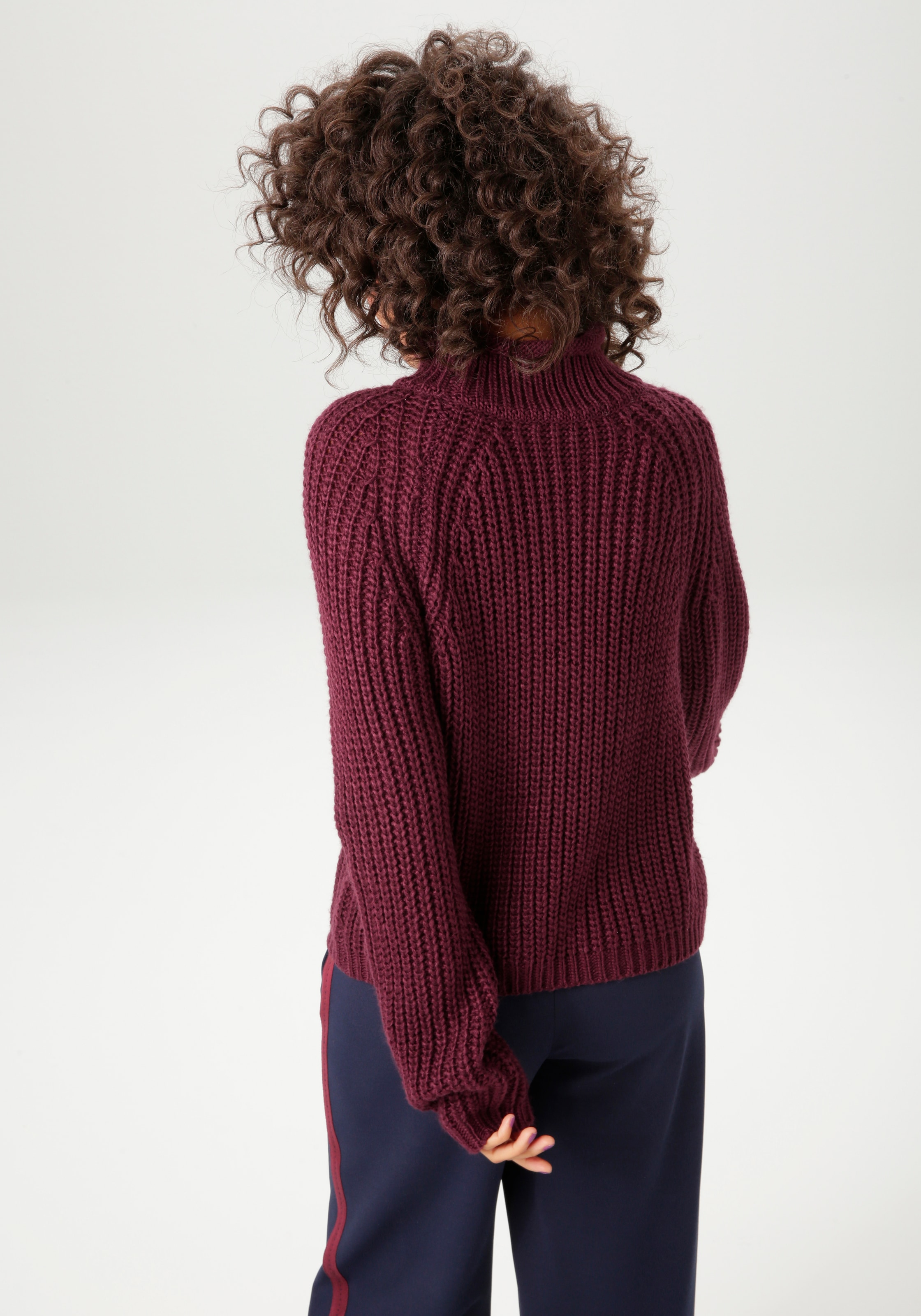 Aniston CASUAL Strickpullover mit Rollkante am Stehkragen