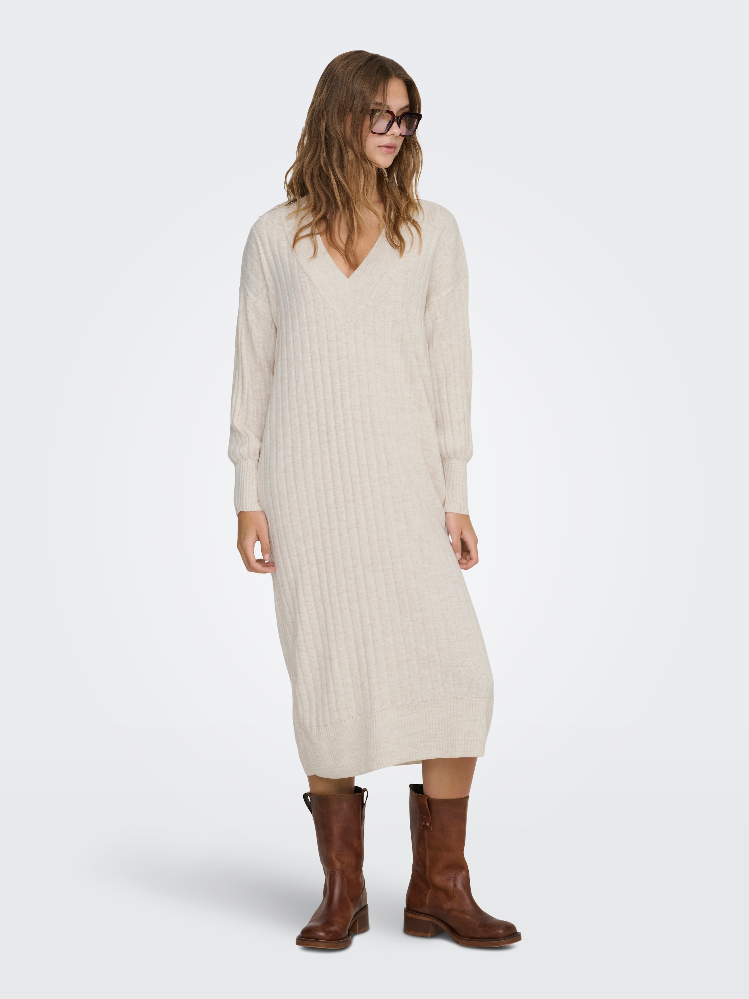 ONLY Strickkleid »ONLNEW TESSA L/S MIDI V DRESS« mit tiefem V-Ausschnitt mit breiter Blende