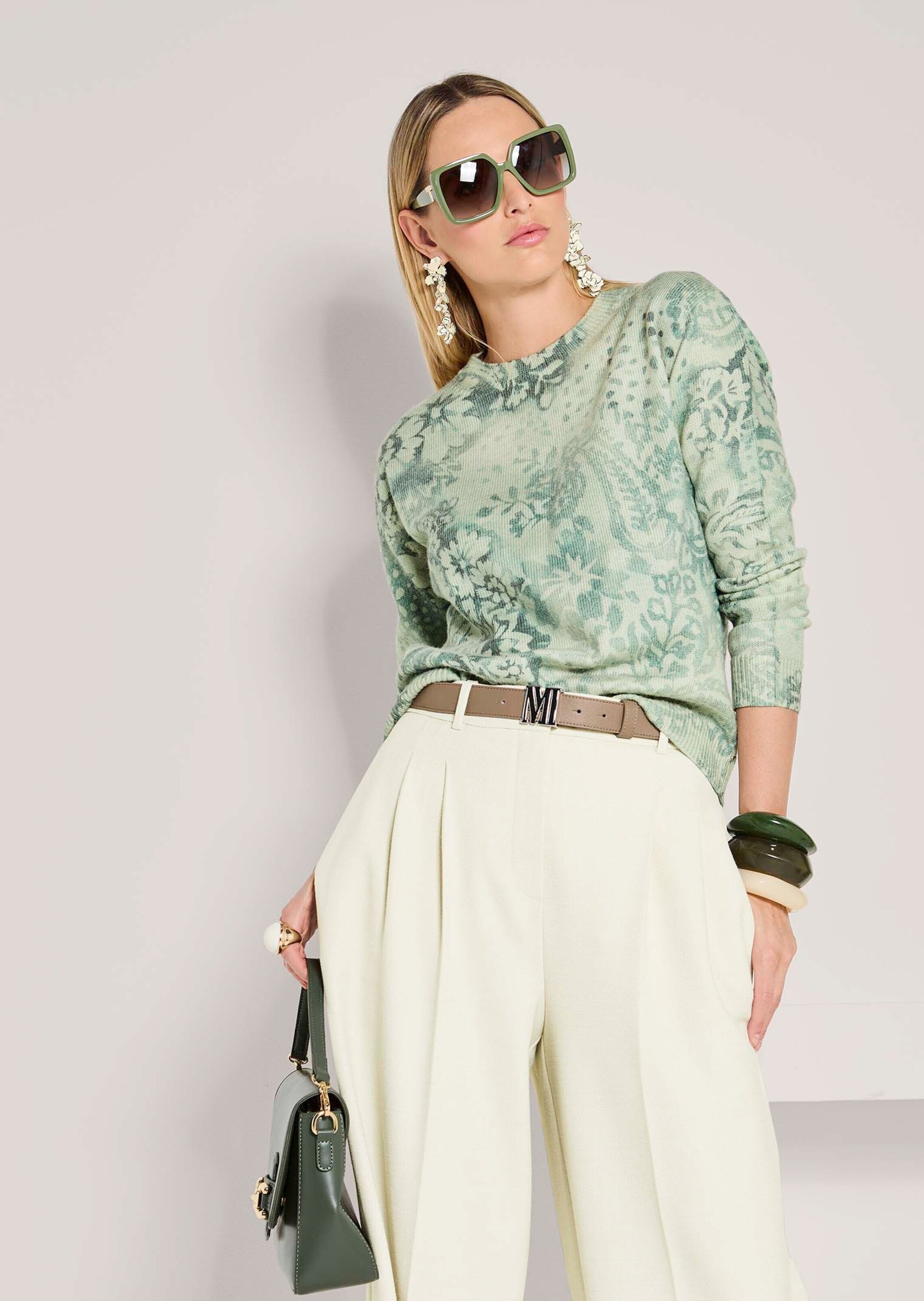 MADELEINE Longpullover »Strickpullover Stilvoller Printpullover mit floralem Muster« Allover-druck