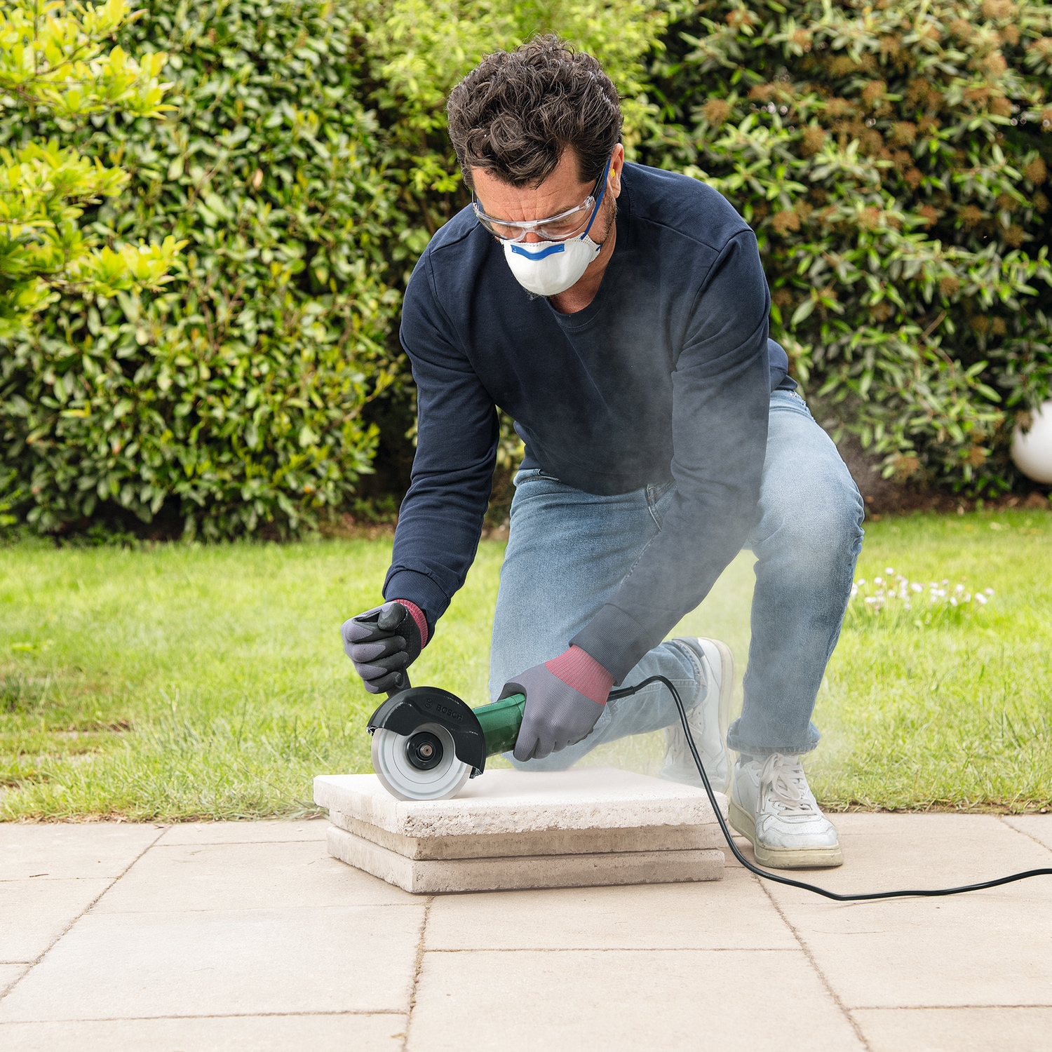 Bosch Home & Garden Winkelschleifer »UniversalGrind 850-125«, inkl. 3 Scheiben