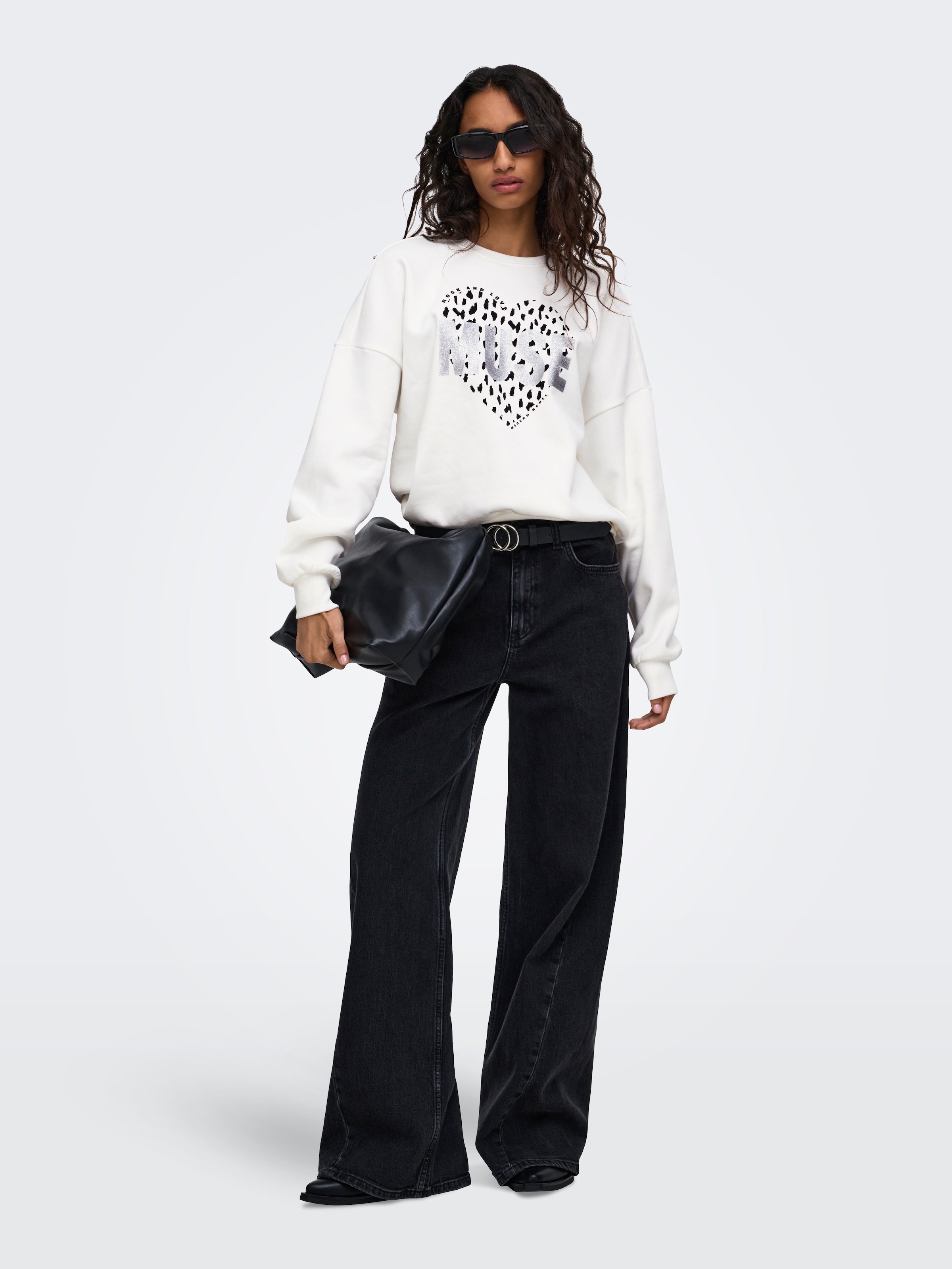 ONLY Sweatshirt »ONLTAMMIE L/S LEO PRINT O-NECK SWT«, Baumwollmischung, regular fit
