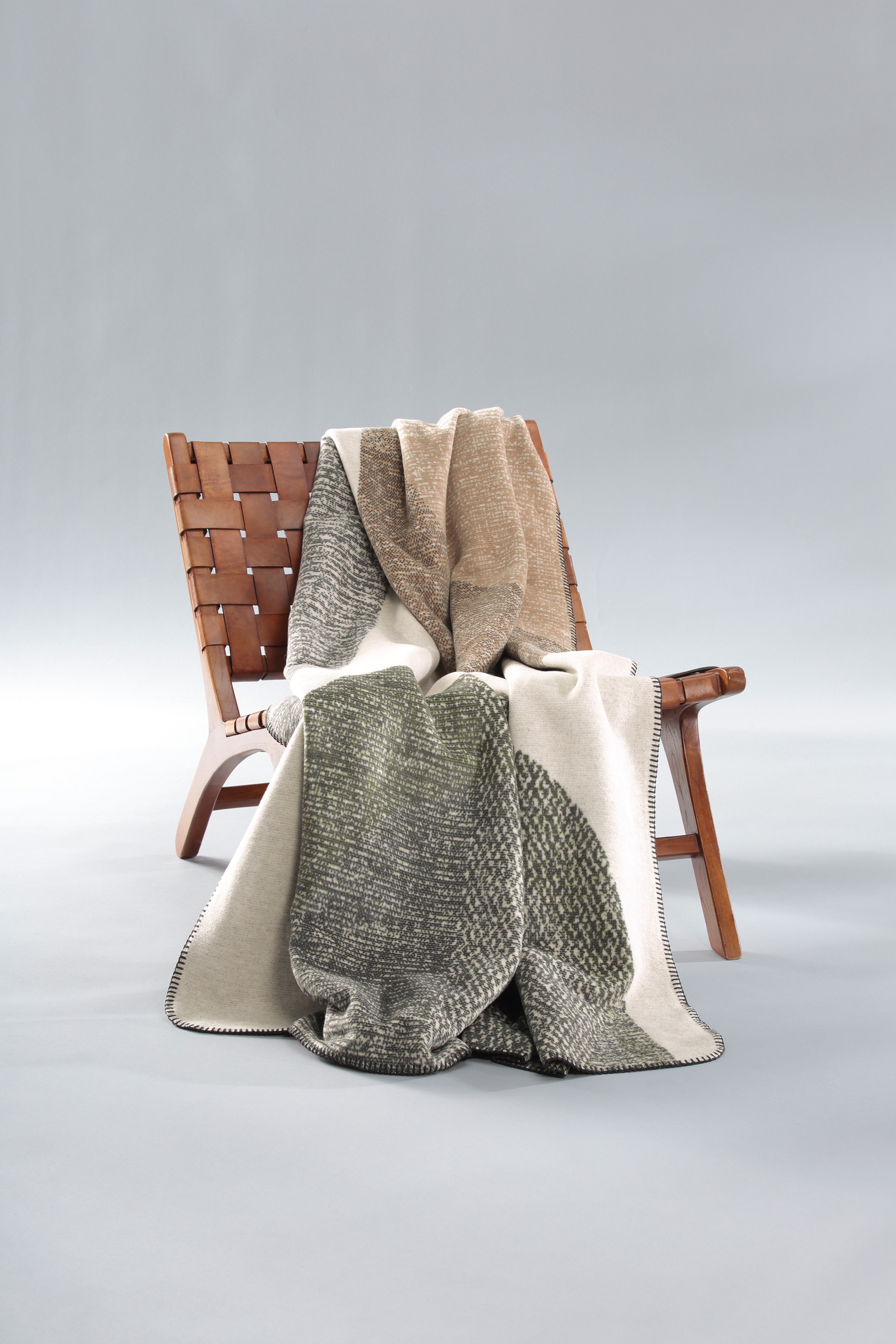 Biederlack Wohndecke »Wohndecke Nordic Rock mit geketteltem Zierstich«, Made in Germany