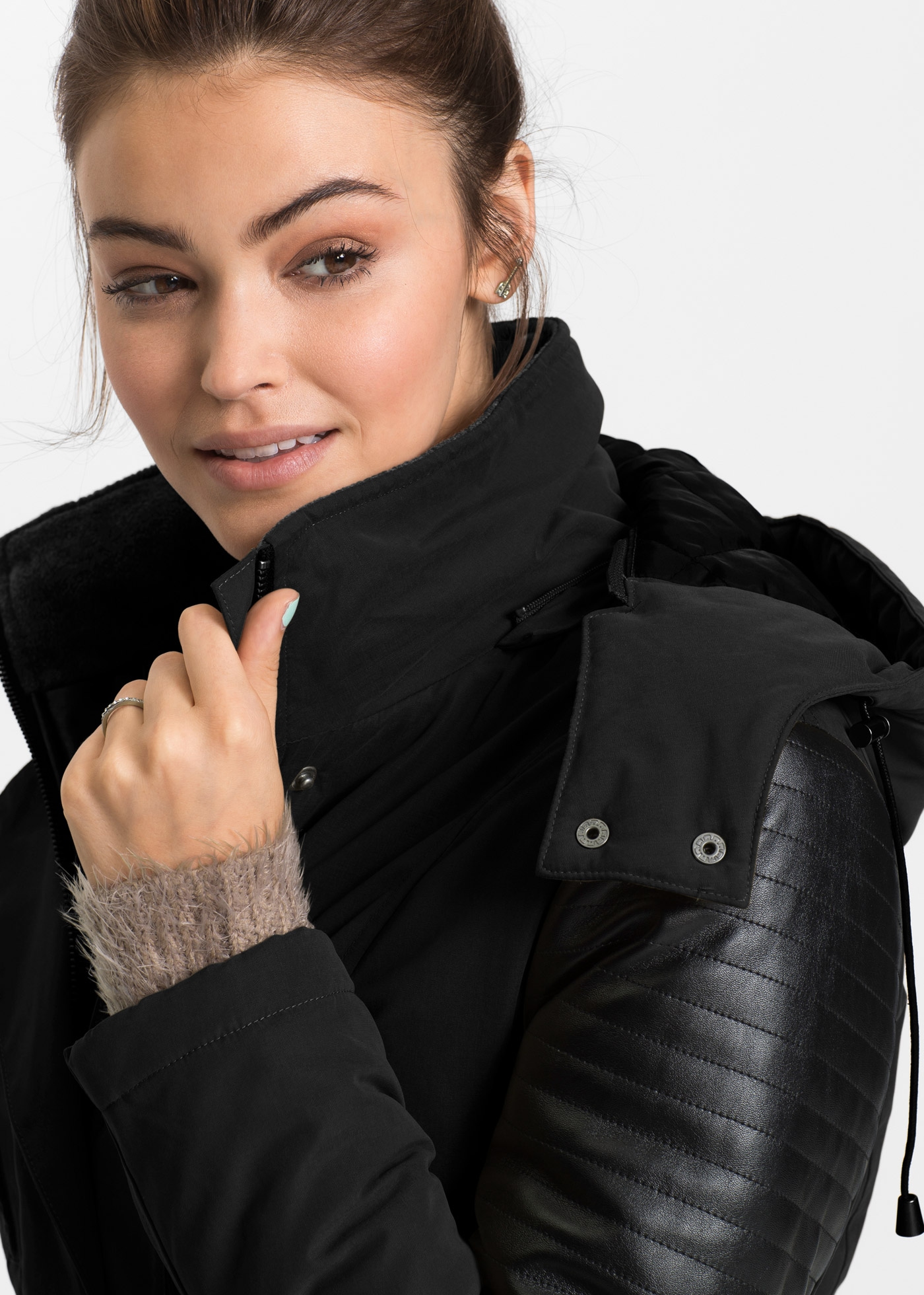 bonprix Langjacke mit Kapuze Long-Parka mit Lederimitateinsatz