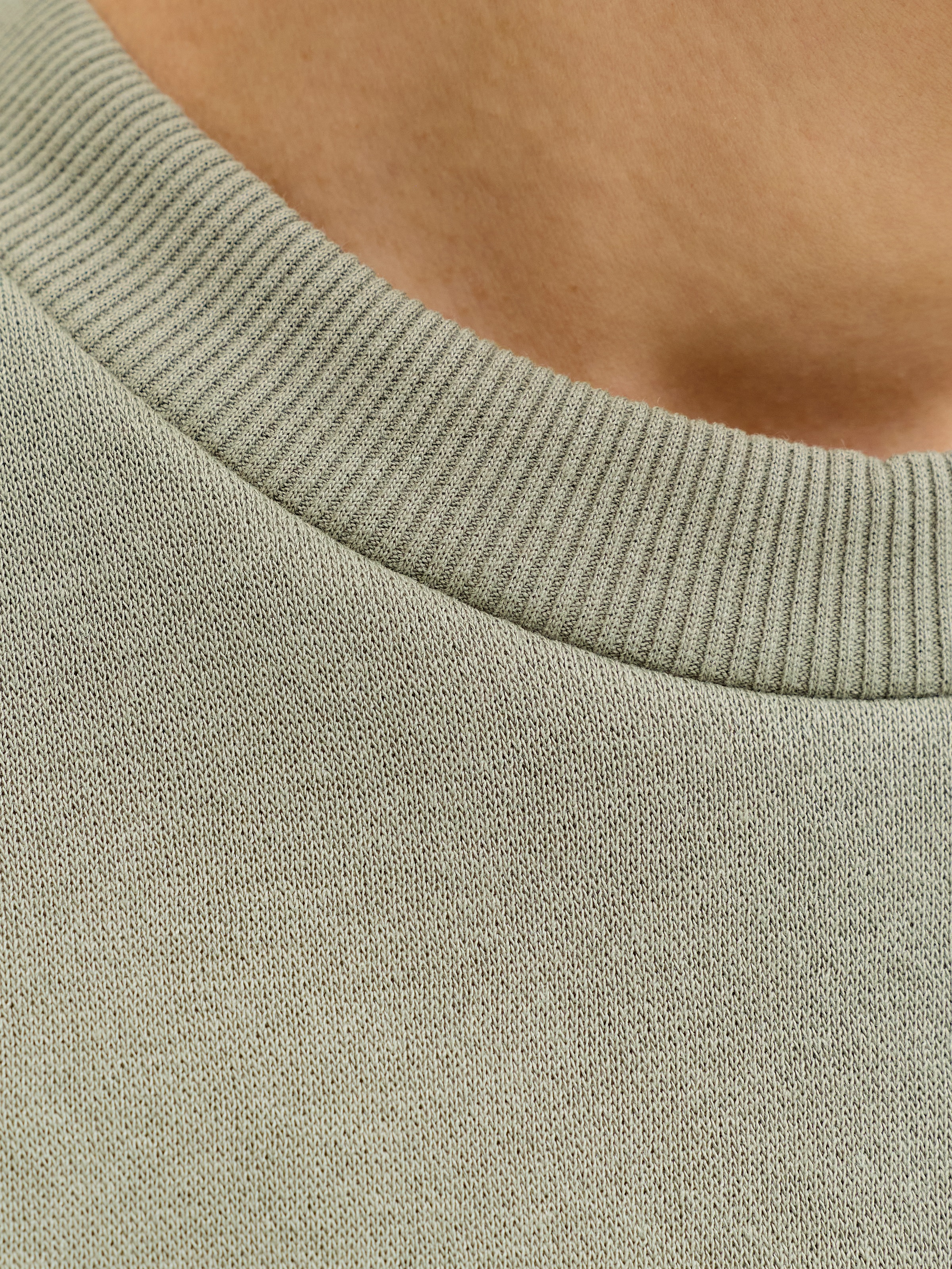 Jack & Jones Sweatshirt »JJESOHO SWEAT CREW NECK NOOS«, Baumwollmischung, relaxed fit
