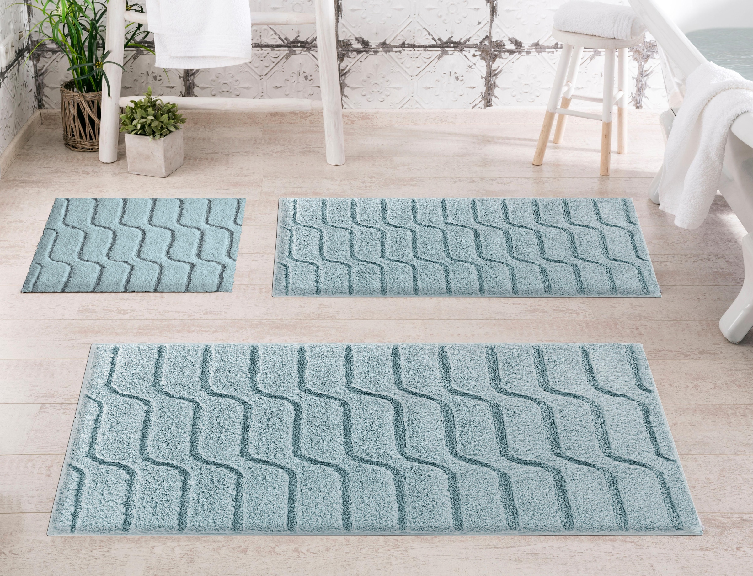 Grund Badematte »Vogue« Höhe 24 mm rutschhemmend beschichtet fußbodenheizungsgeeignet dichter Flor, Hoch-Tief-Effekt, Wellen-Design