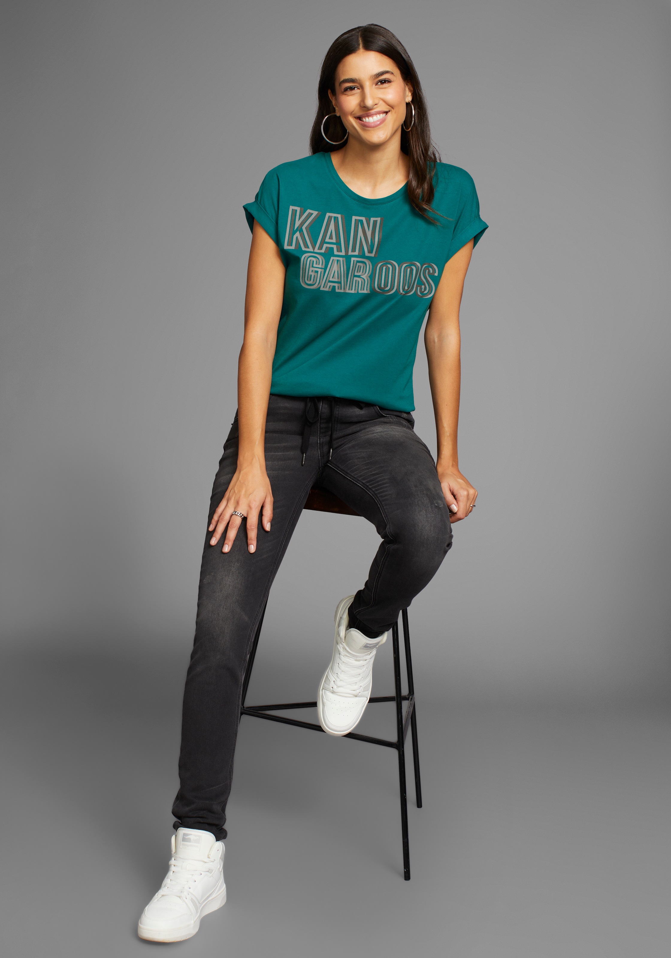 KangaROOS Kurzarmshirt, mit Placement-Print