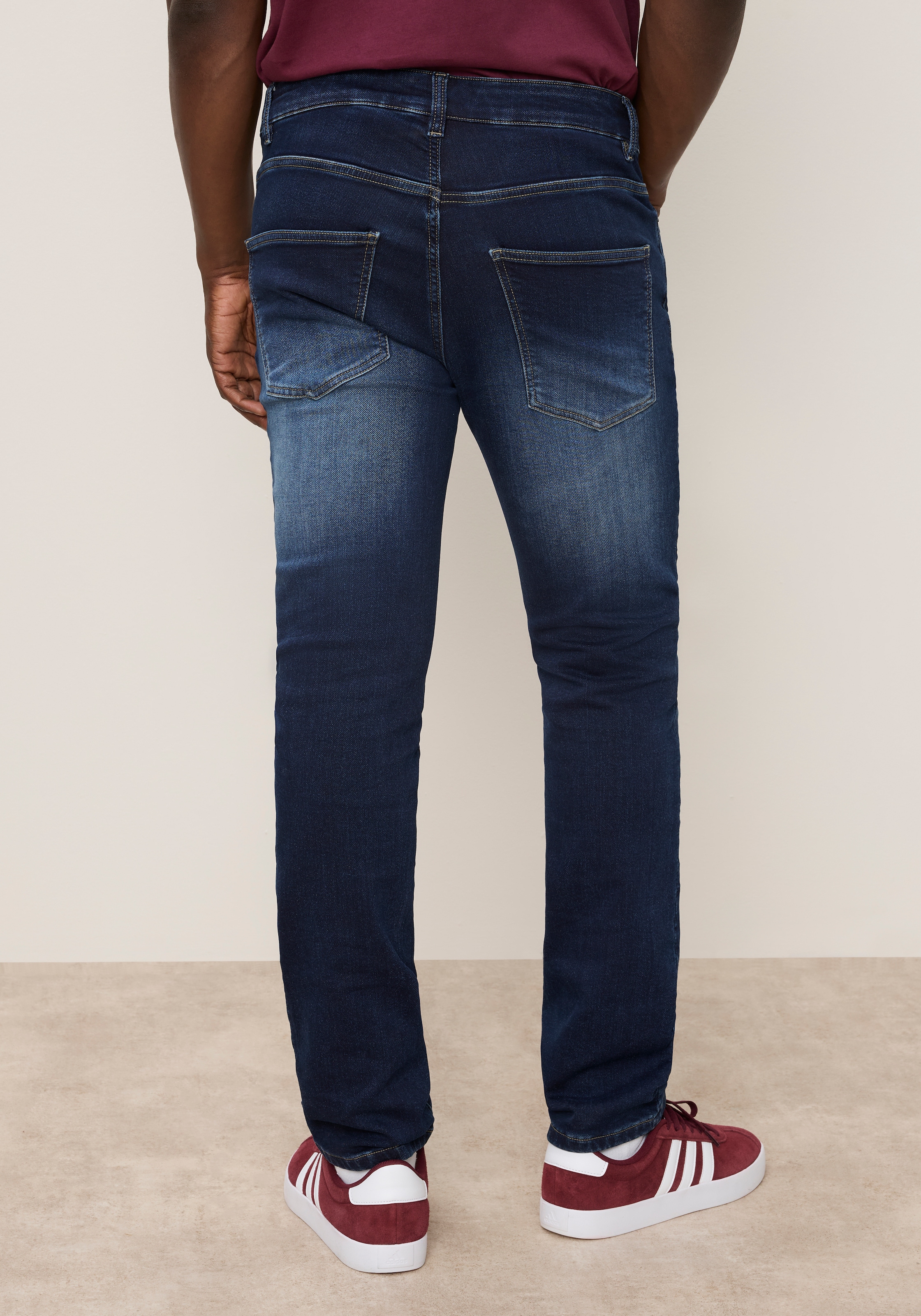 DELMAO Jogg Pants Straight Fit, gerade Beinform, niedrige Leibhöhe