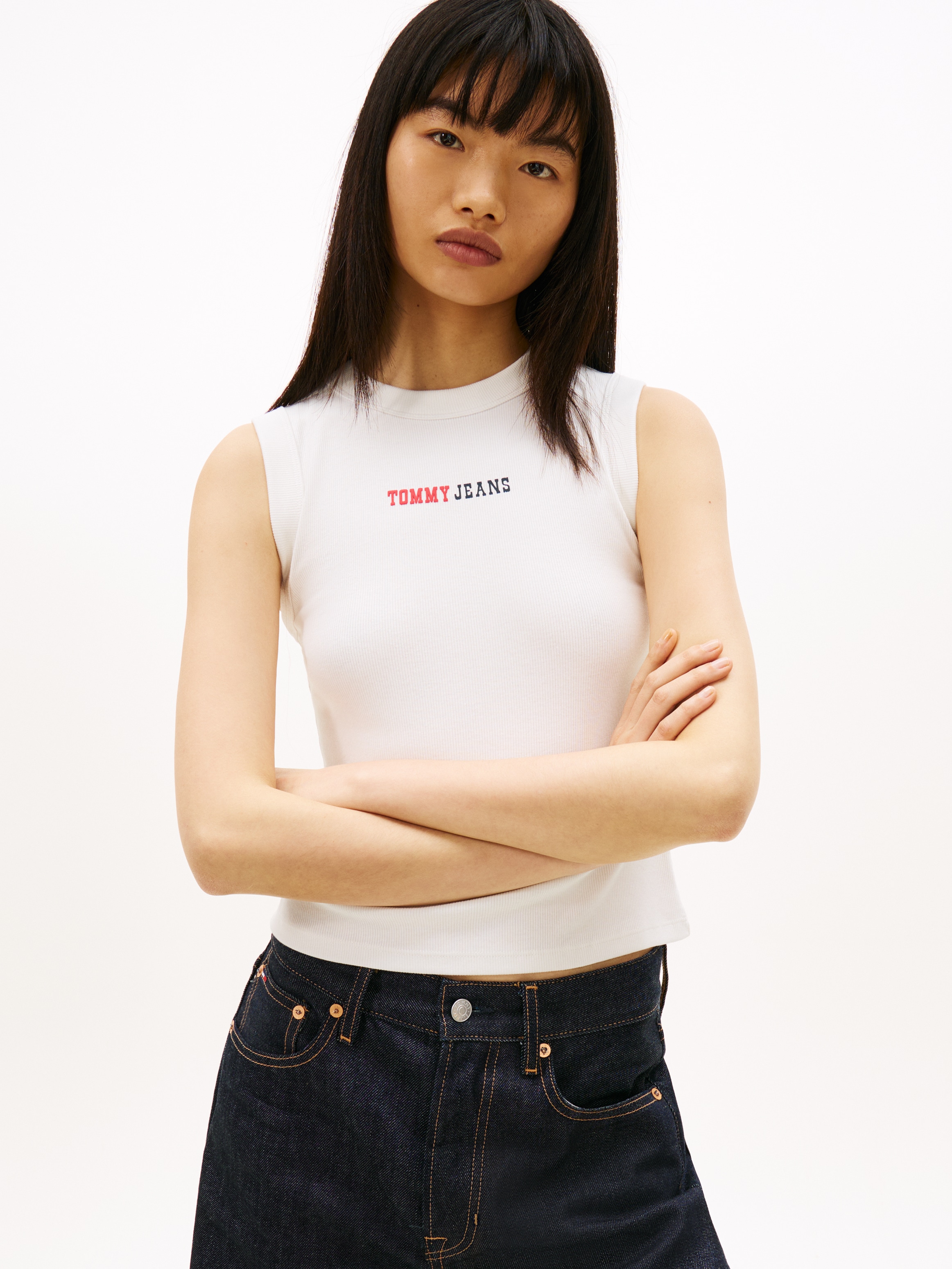 Tommy Jeans T-Shirt »TJW SLIM ESS LOGO 2 RIB TANK« mit gerippter Struktur