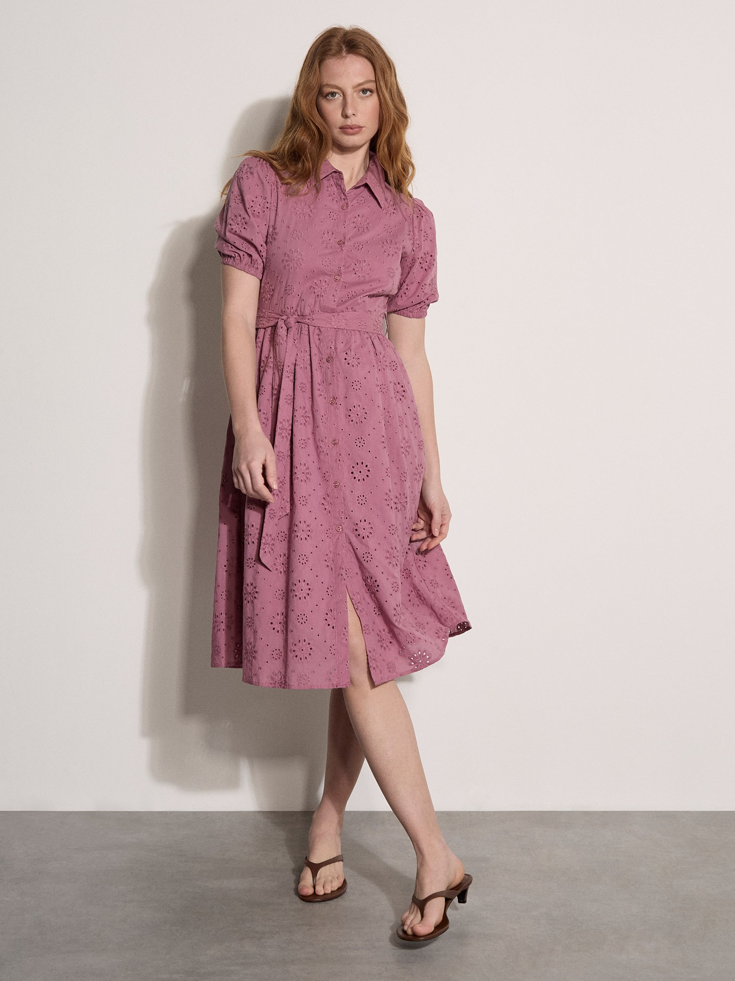 Apricot Spitzenkleid »Hemdblusen-Midi-Kleid« mit Stickerei