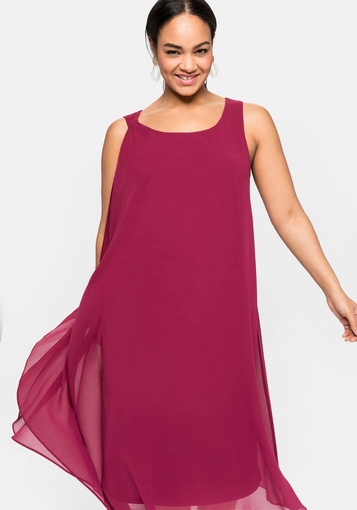 Sheego Partykleid »Kleid in figurumspielender Passform«, in figurumspielender Passform