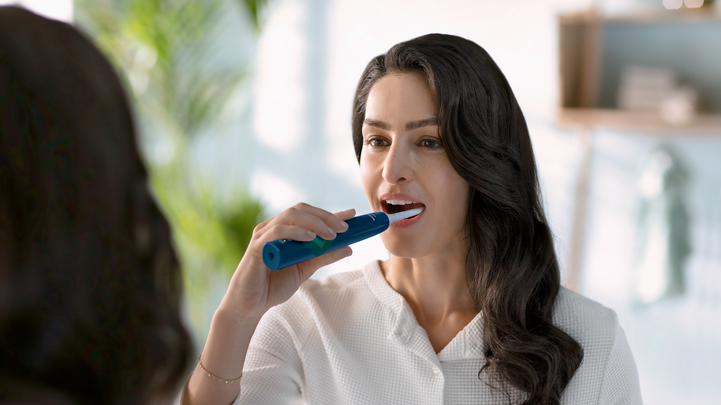 Philips Sonicare Elektrische Zahnbürste »Series 4100 HX3689«, 1 St. Aufsteckbürsten, mit integriertem Drücksensor und 2 Intensitätsstufen, inkl. Ladegerät