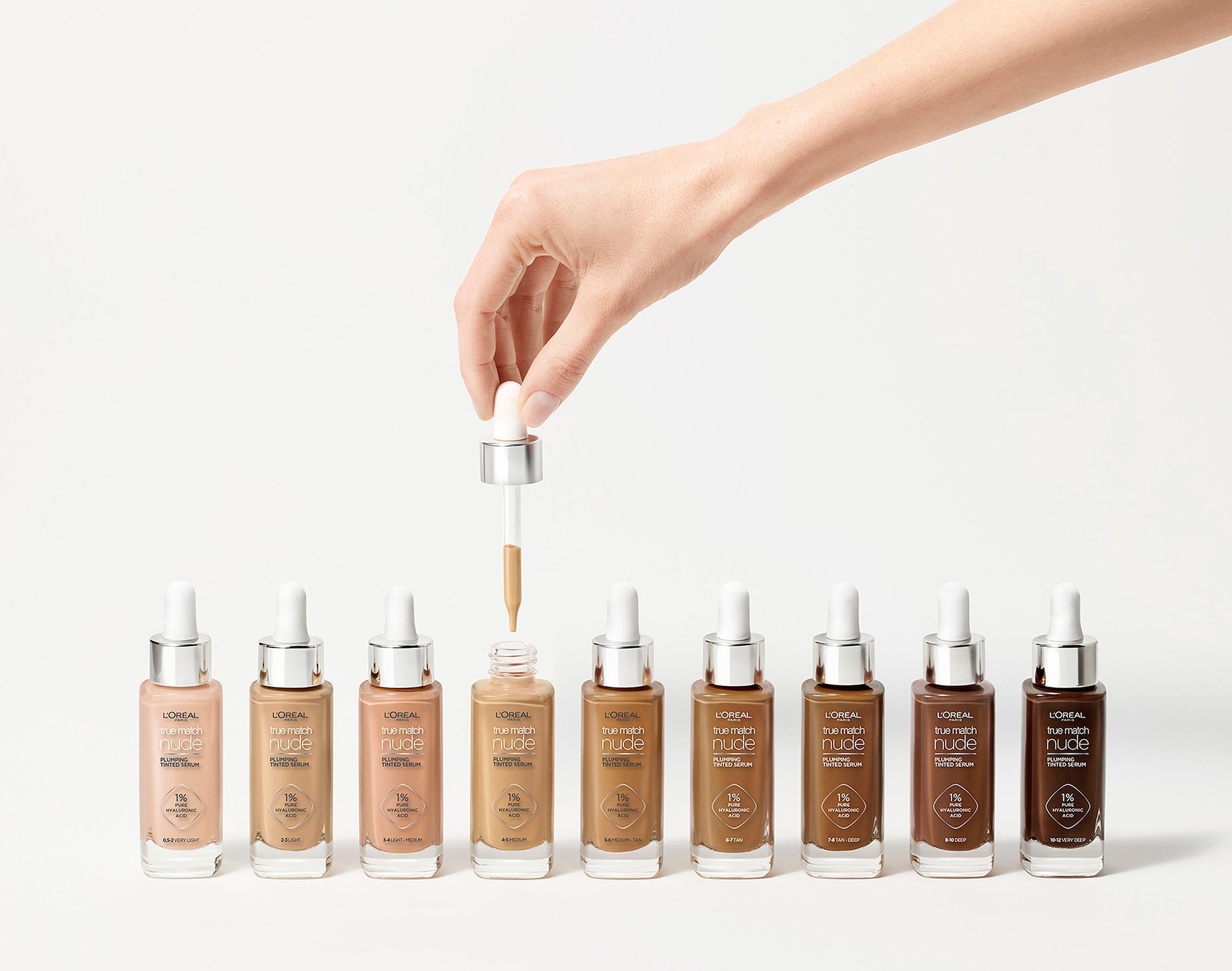 L'ORÉAL PARIS Gesichtsserum »Perfect Match Getöntes Serum«, mit Hyaloron