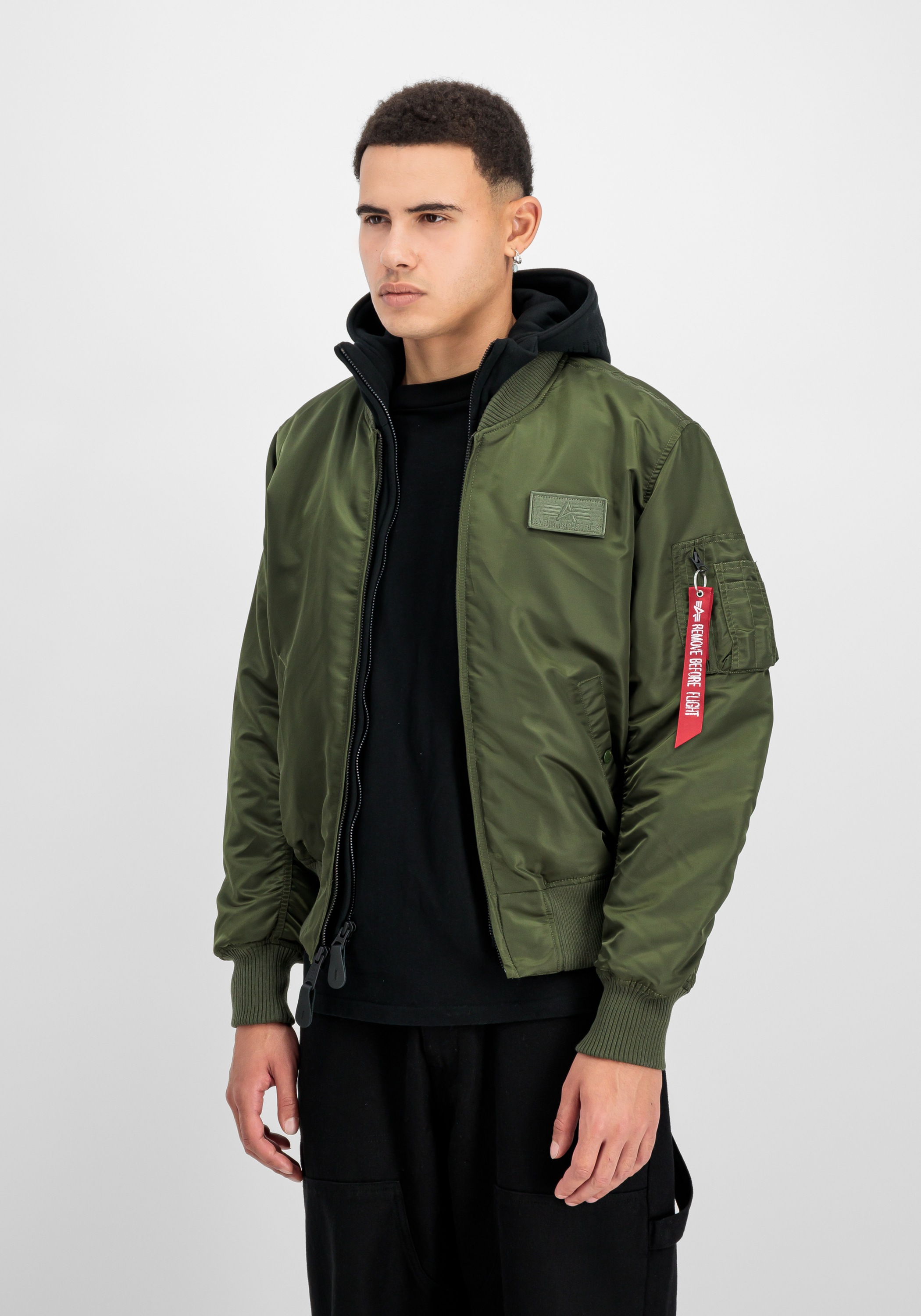 Alpha Industries Bomberjacke »MA-1 D-Tec Bomberjacke«
