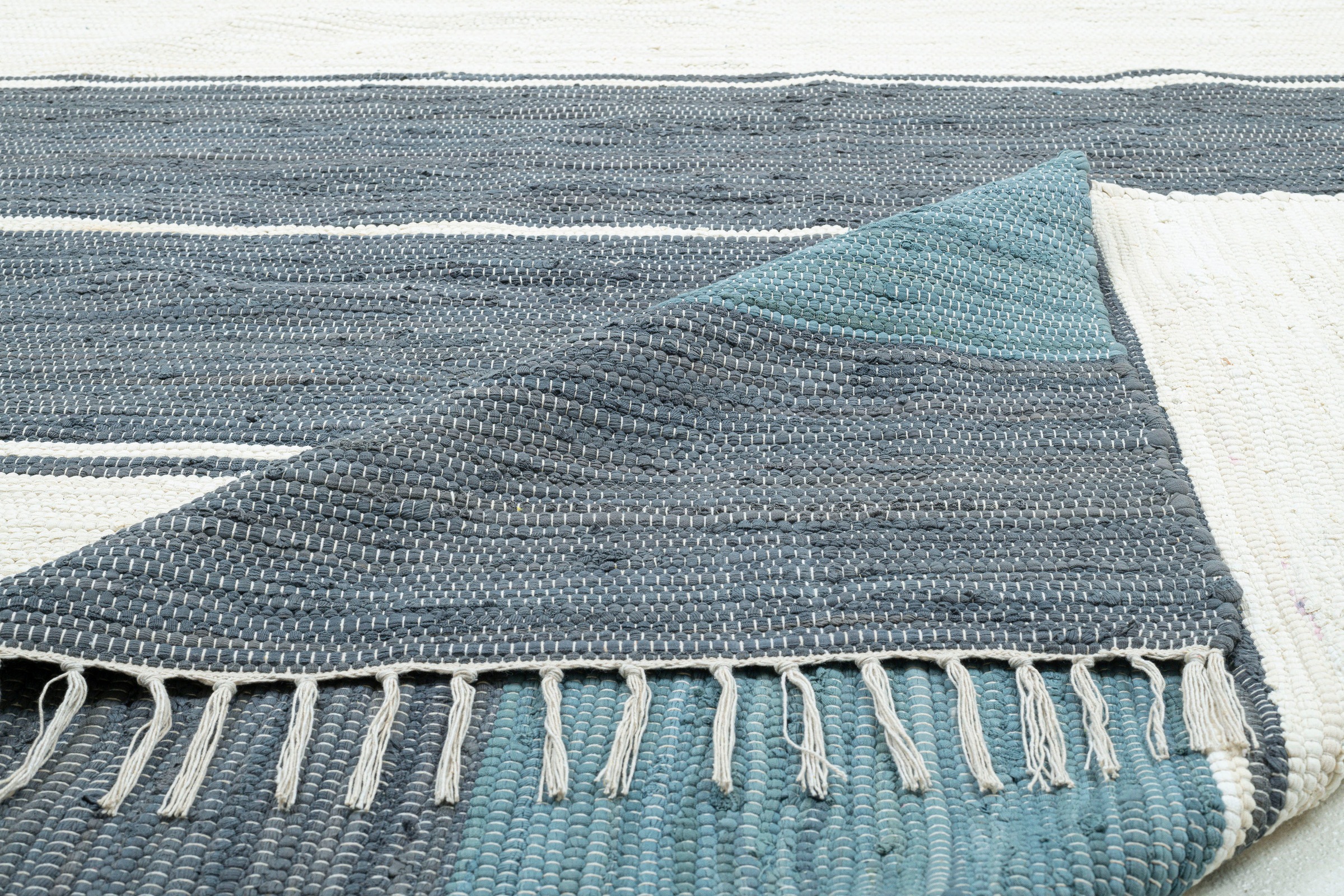 THEKO Teppich »Stripe Cotton, handgewebt«, rechteckig, 5 mm Höhe, Flachgewebe, gestreift, reine Baumwolle, mit Fransen, auch als Läufer